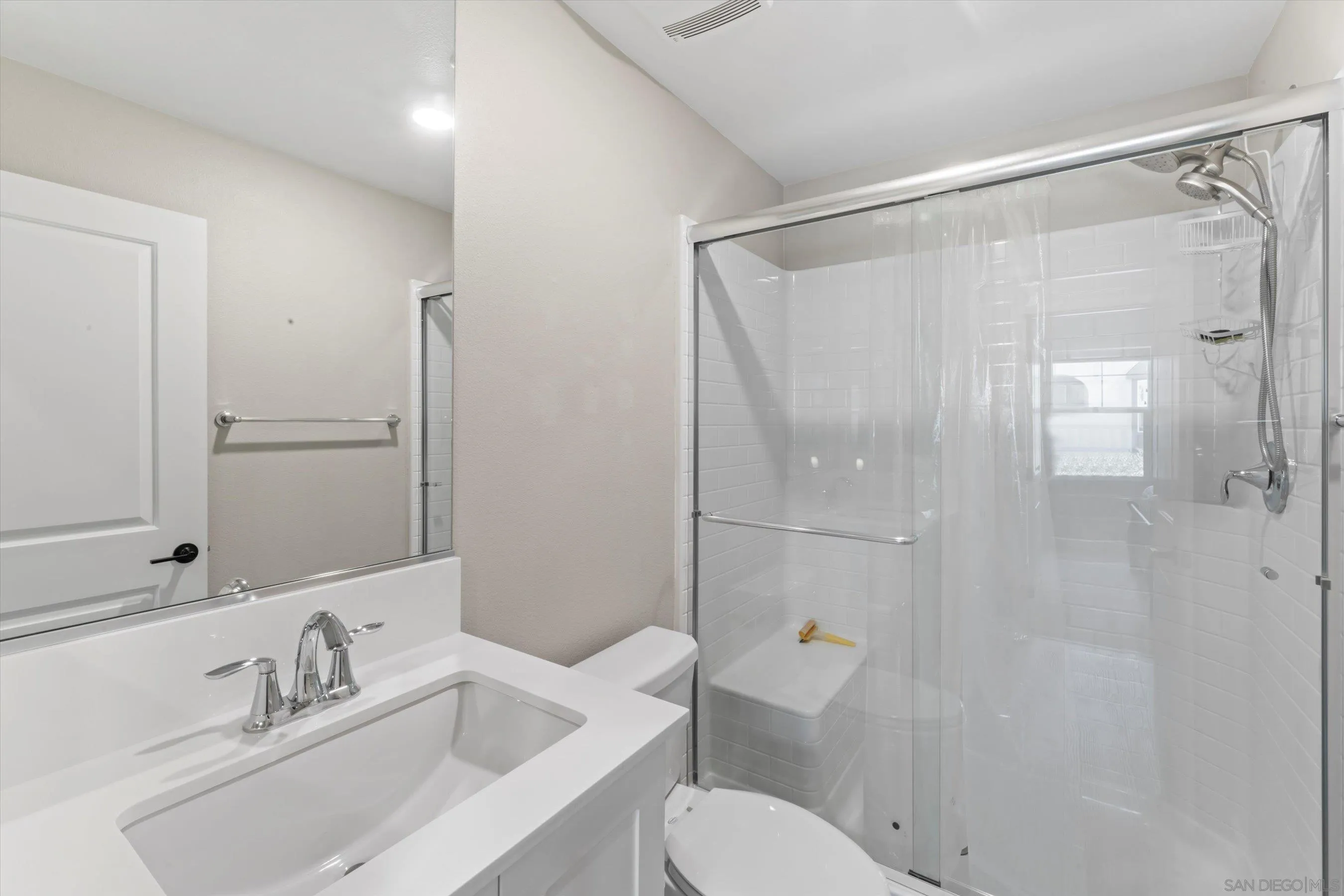 https://cdn.realtyfeed.com/cdn/127/260012991/4c6275b48d65778eae265fc3cd101591.webp