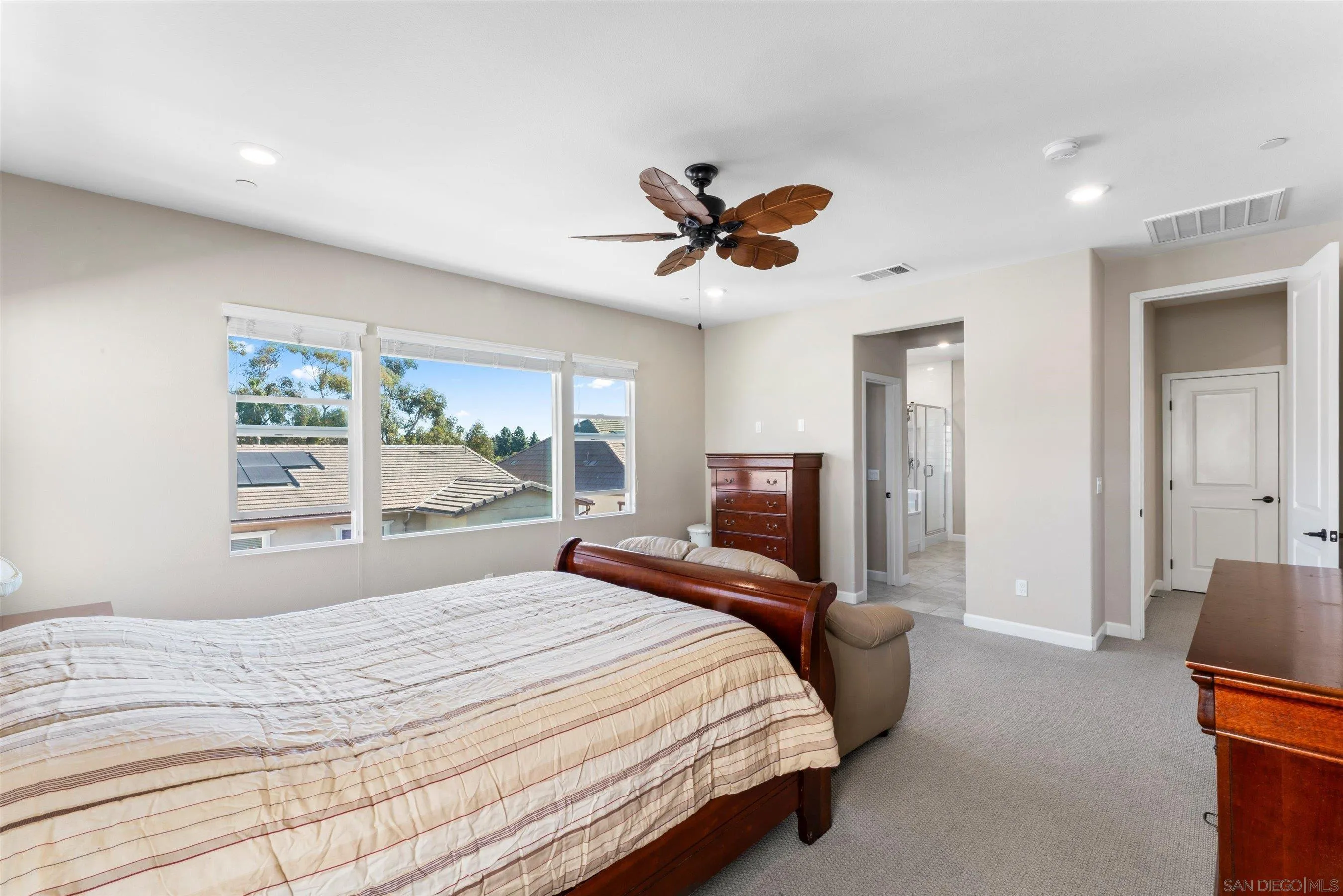 https://cdn.realtyfeed.com/cdn/127/260012991/5f1feebfb8ab23ea3f8ae4541653bbe3.webp