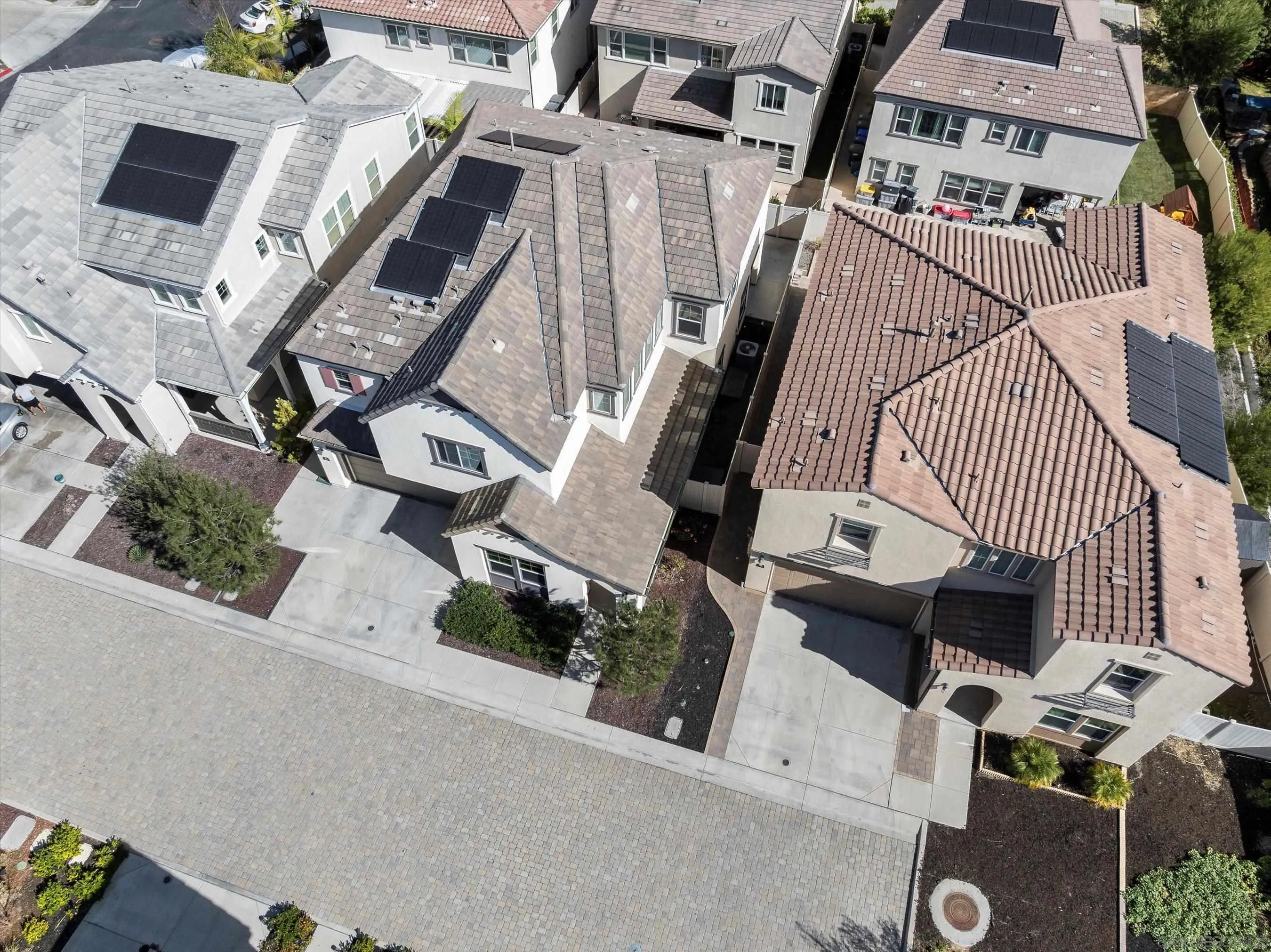 https://cdn.realtyfeed.com/cdn/127/260012991/61cb32da52914d3d7760194f7ecc8dda.webp