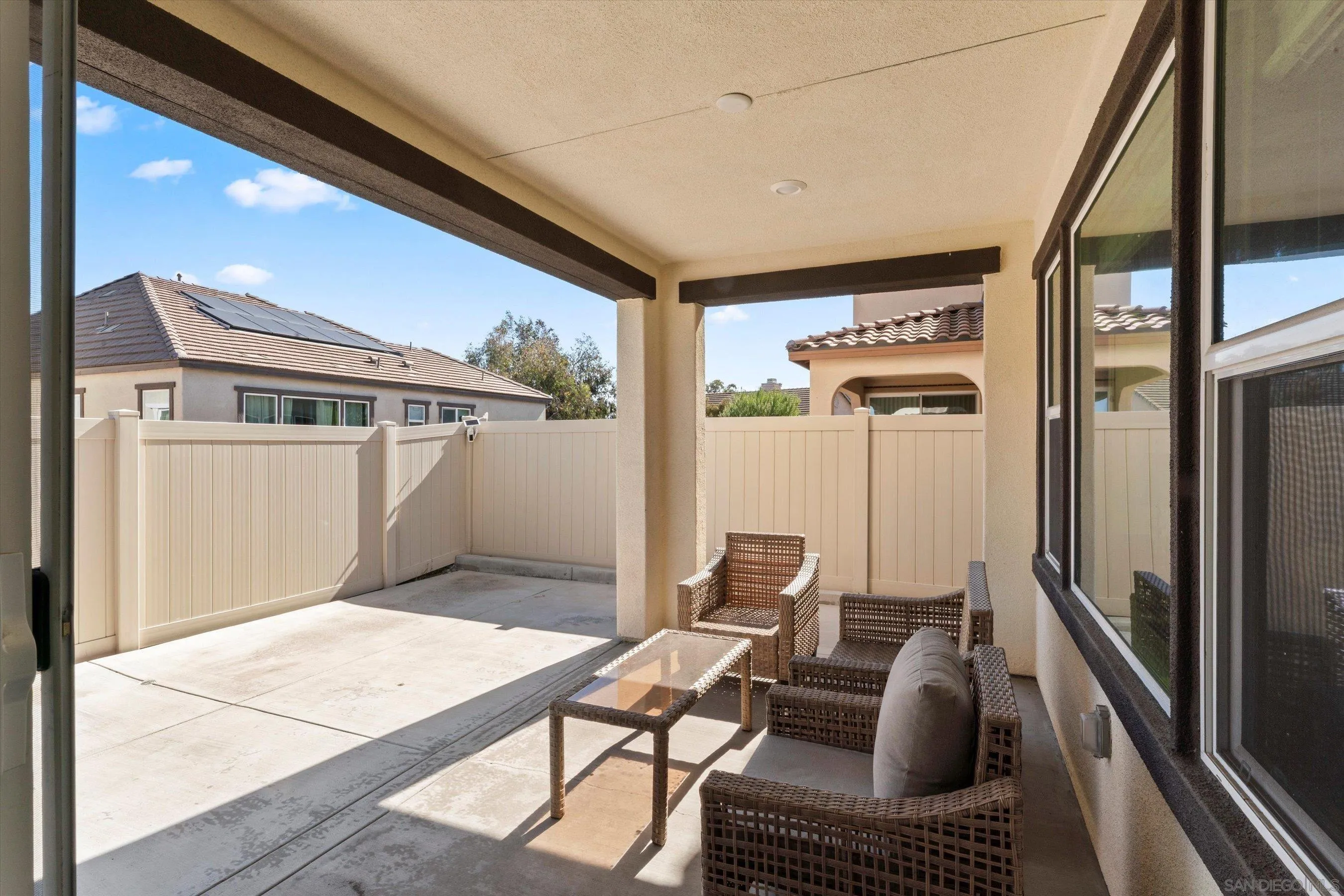 https://cdn.realtyfeed.com/cdn/127/260012991/8aa9b15a0e80f86b791df6bda63b2da8.webp