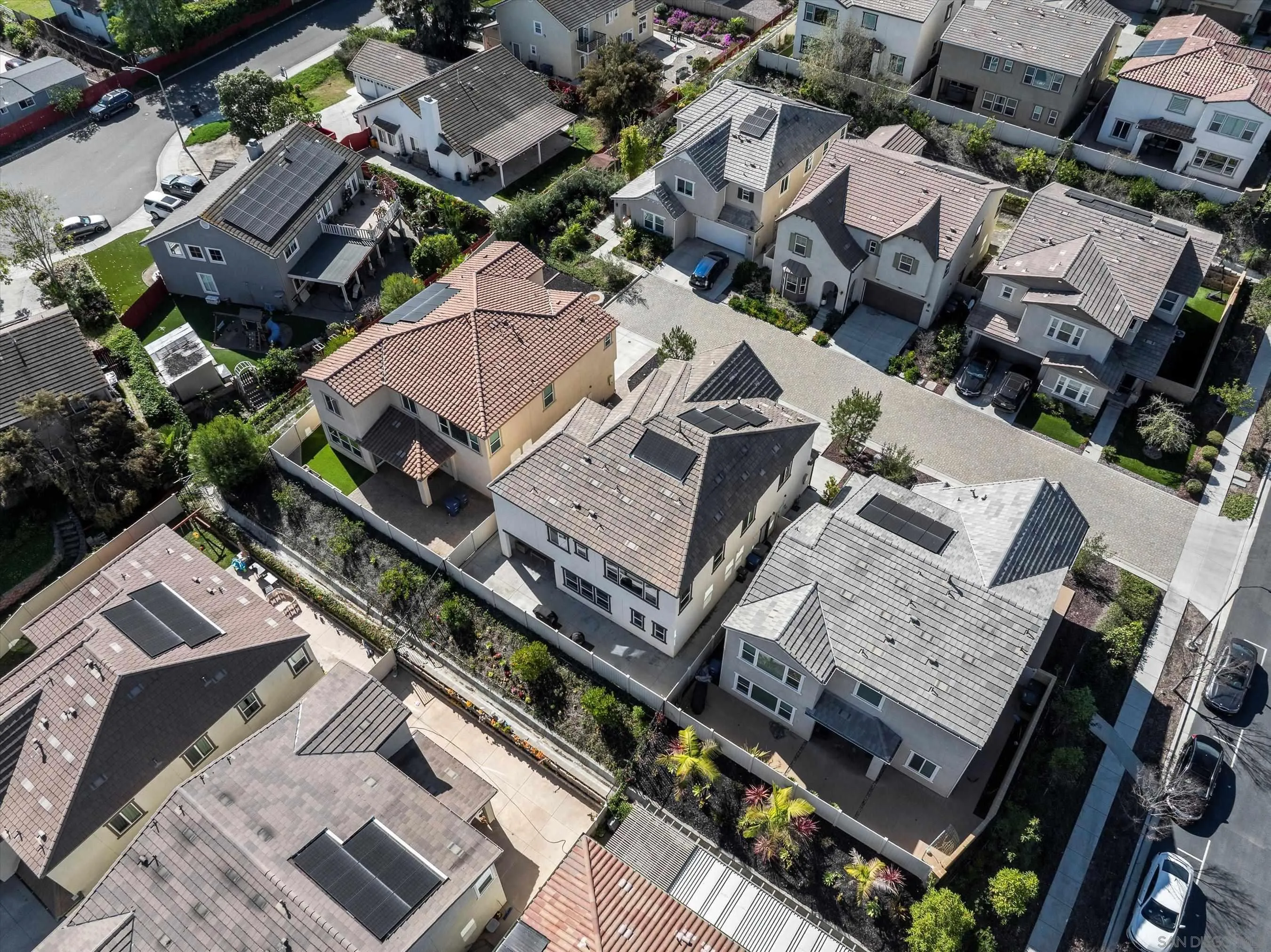 https://cdn.realtyfeed.com/cdn/127/260012991/a6898a61cea99c7fe8f4534196729c71.webp