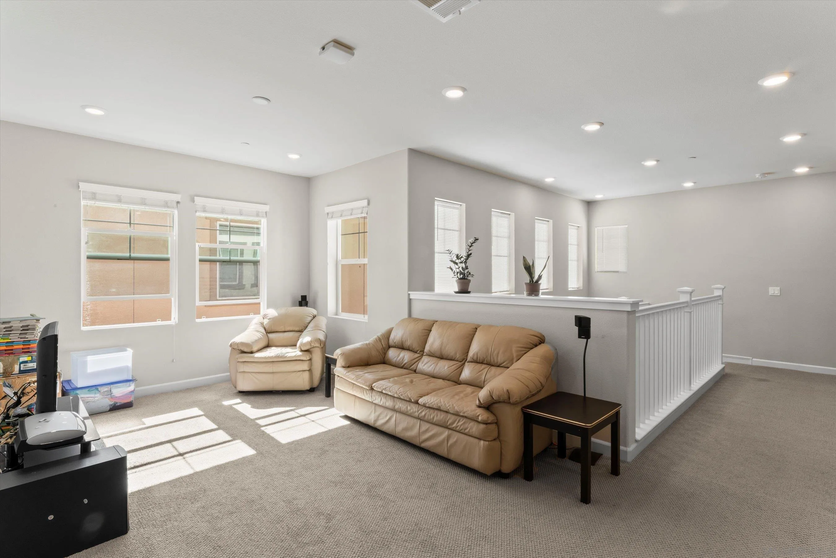 https://cdn.realtyfeed.com/cdn/127/260012991/af628e9bc0f5422ba9d1a7fa8ba0864f.webp