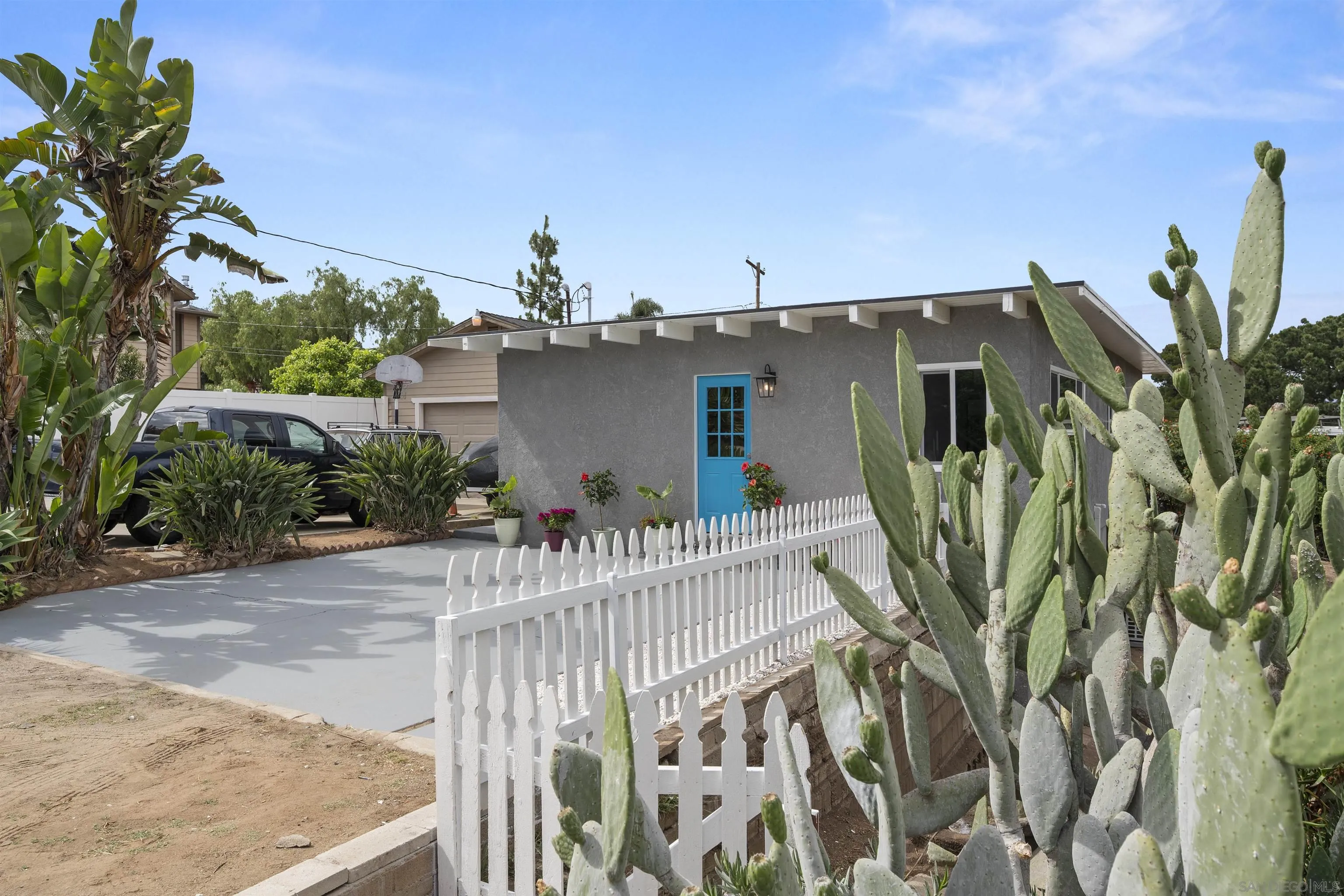 https://cdn.realtyfeed.com/cdn/127/260012992/6b4a3a5e52871b33aec34a520da58847.webp
