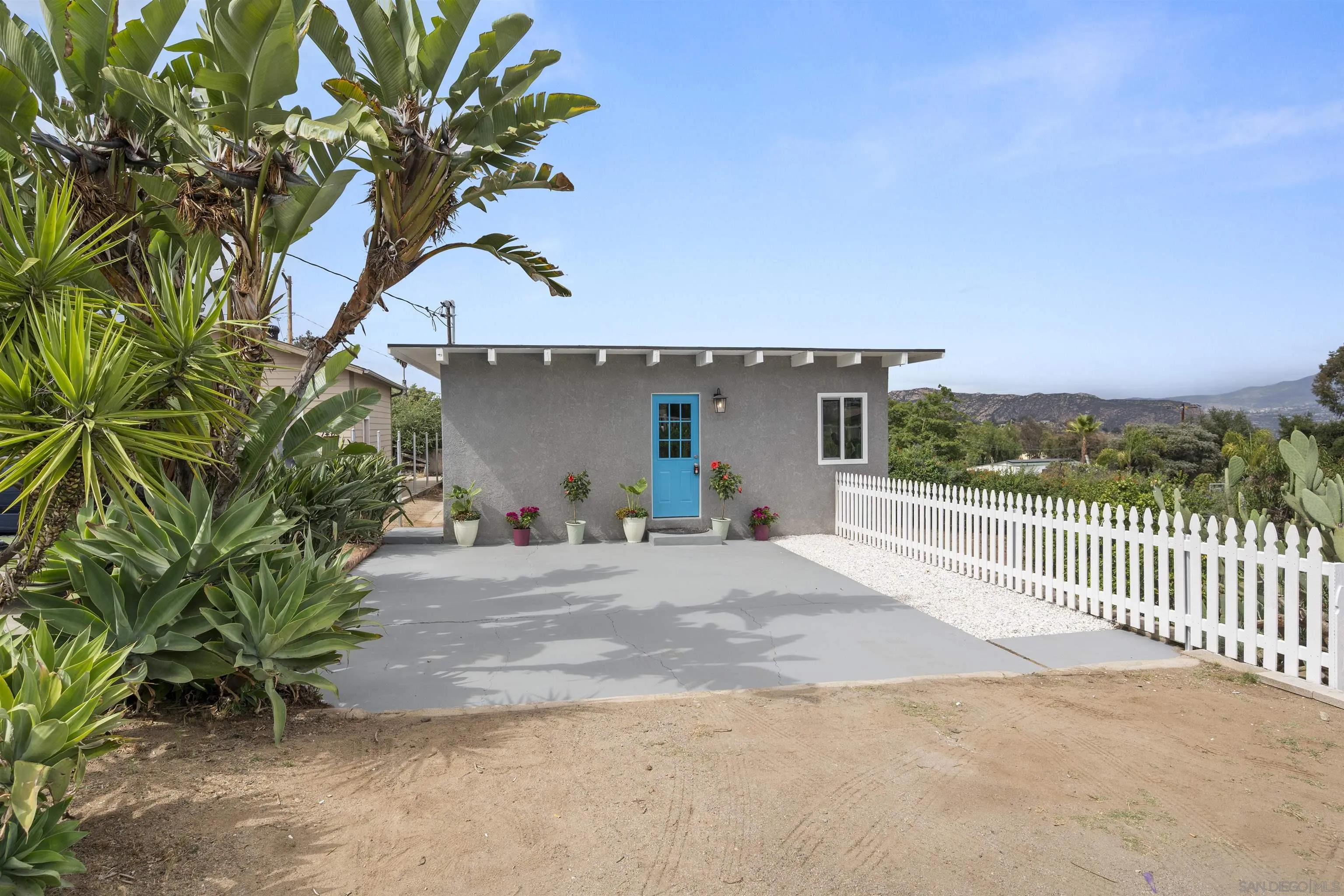https://cdn.realtyfeed.com/cdn/127/260012992/ef052ed1ef2bb4cafdfc22e6fe0a4b27.webp