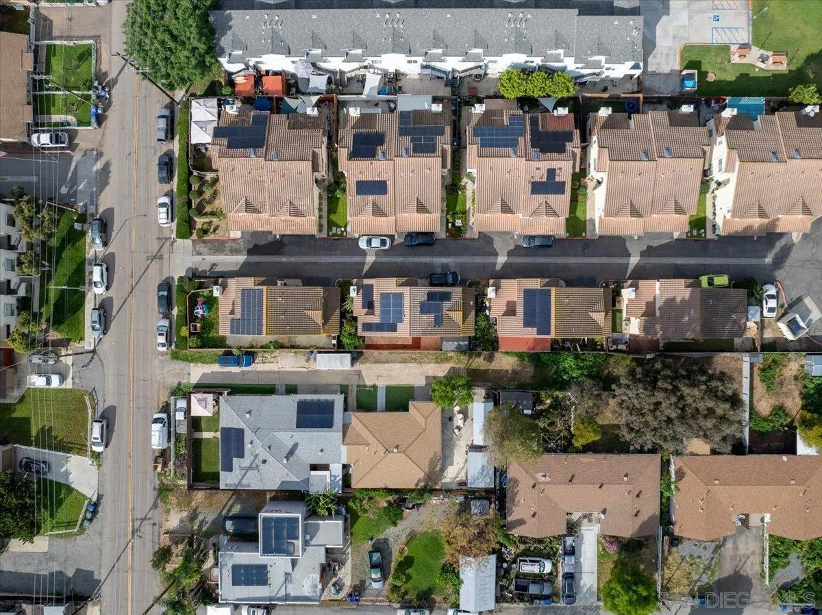 https://cdn.realtyfeed.com/cdn/127/260012996/083512bfdca88b8c97b82853cc52a84f.webp