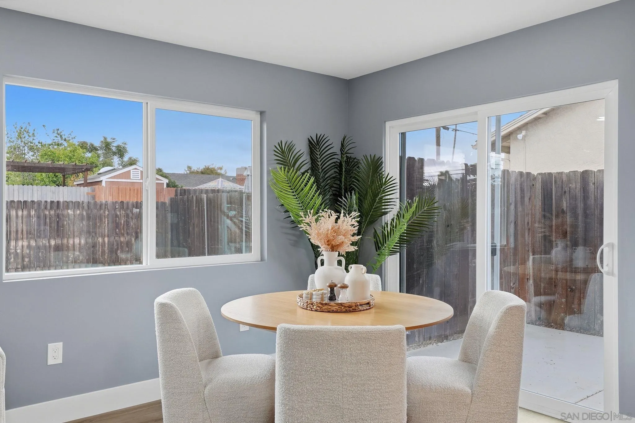 https://cdn.realtyfeed.com/cdn/127/260012999/00d841c20df3db9b6fc5147333995d1f.webp