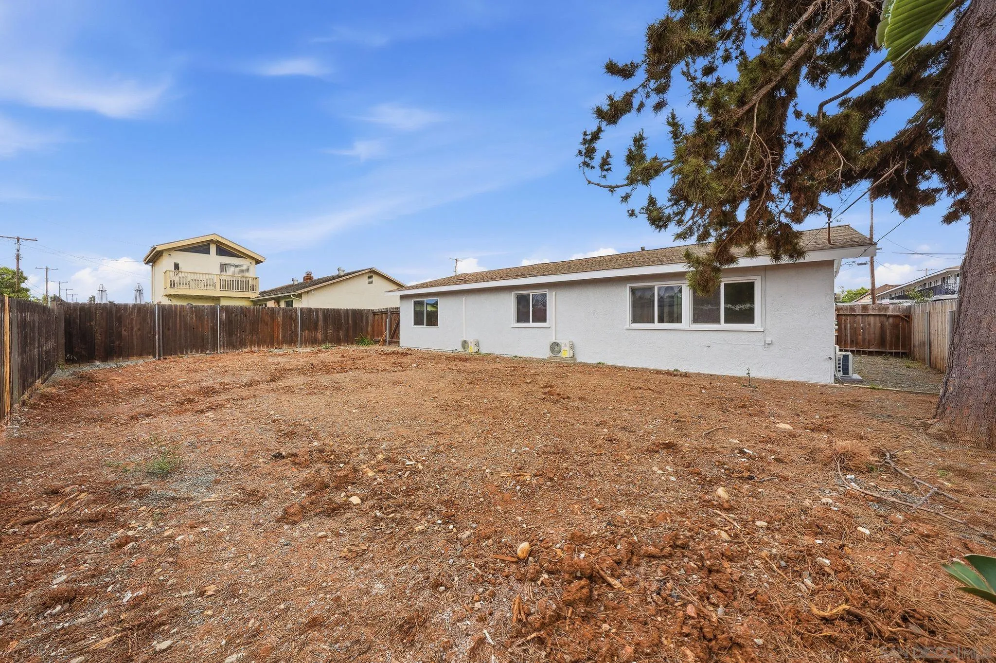 https://cdn.realtyfeed.com/cdn/127/260012999/59d187c0ccd62ad6dd439ed2e0504be0.webp