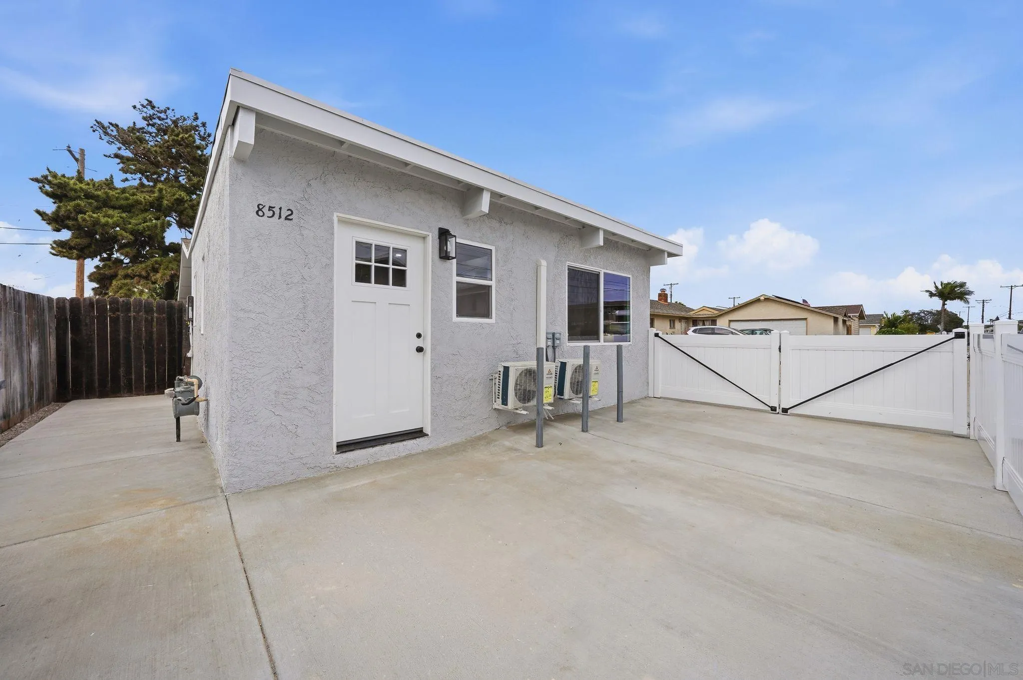 https://cdn.realtyfeed.com/cdn/127/260012999/6d8f4712229b7f68e1429afbe6f860e2.webp