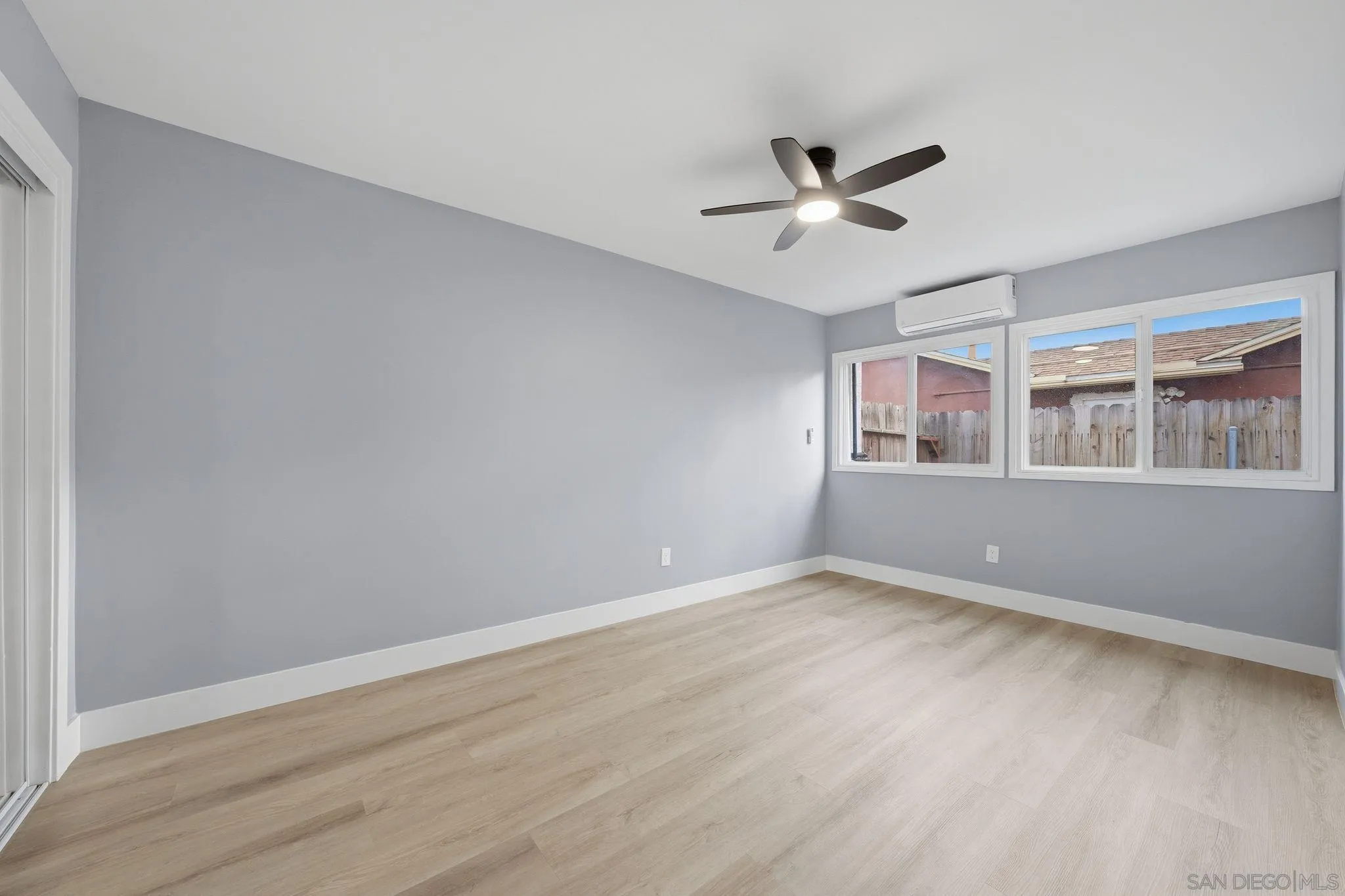https://cdn.realtyfeed.com/cdn/127/260012999/db18b42f70fa7661bc06332653fed932.webp