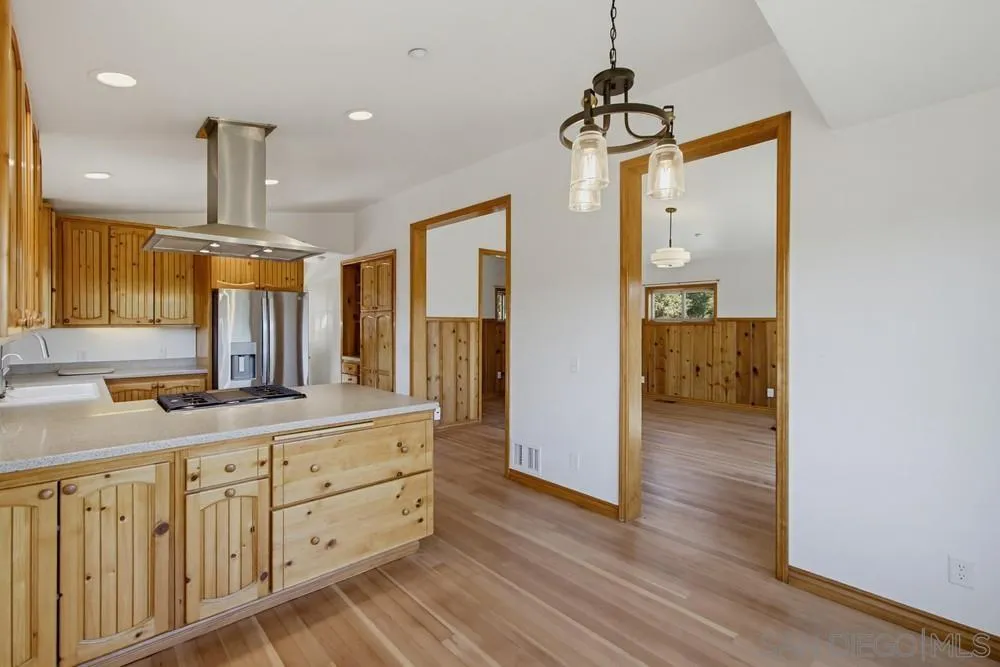 https://cdn.realtyfeed.com/cdn/127/260013000/2d08191c44b80ec9beb7b2a52ae8128a.webp