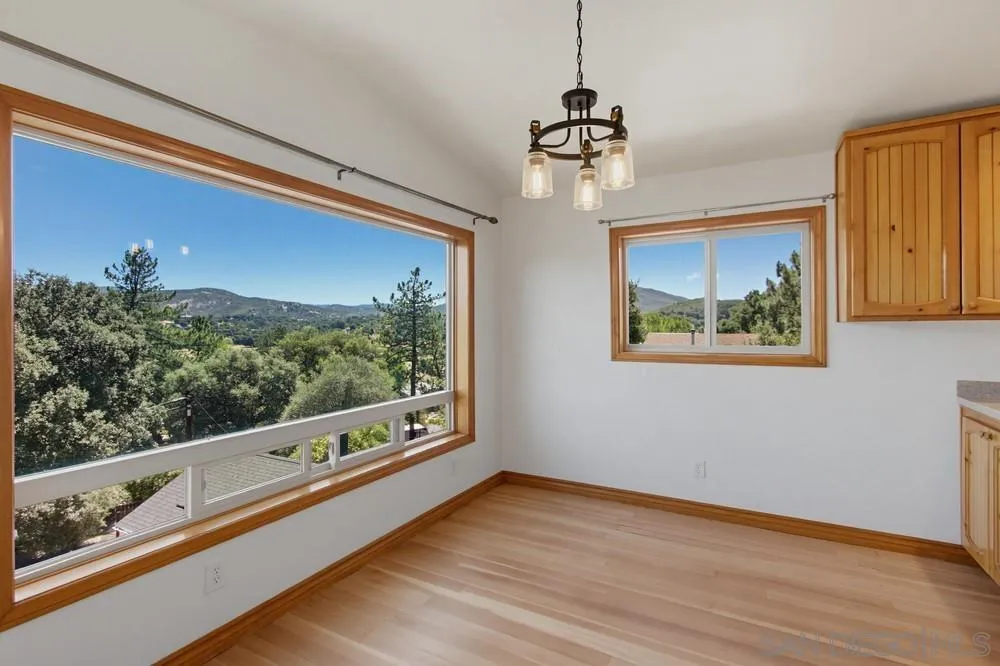 https://cdn.realtyfeed.com/cdn/127/260013000/8d6fd2fea421ec89b7dcb6a44aa52ac5.webp