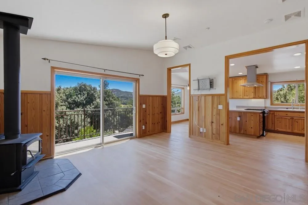 https://cdn.realtyfeed.com/cdn/127/260013000/ae1081c51157aa4a2937defcd44d24fb.webp