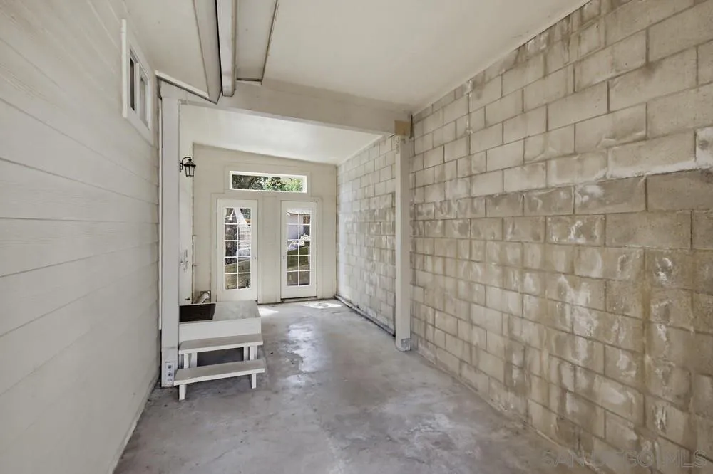 https://cdn.realtyfeed.com/cdn/127/260013000/c1fb966add0fced61cf8a2a6920a2fbc.webp