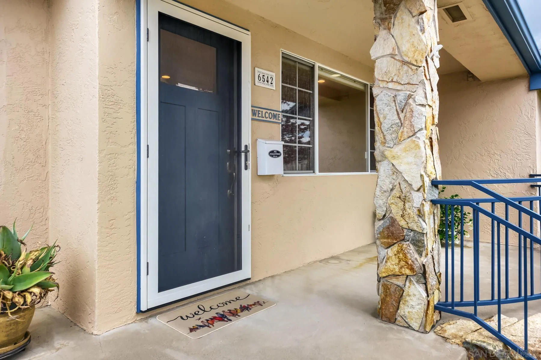 https://cdn.realtyfeed.com/cdn/127/260013001/730eb3a5a183cb8b19a9c8b87832060c.webp