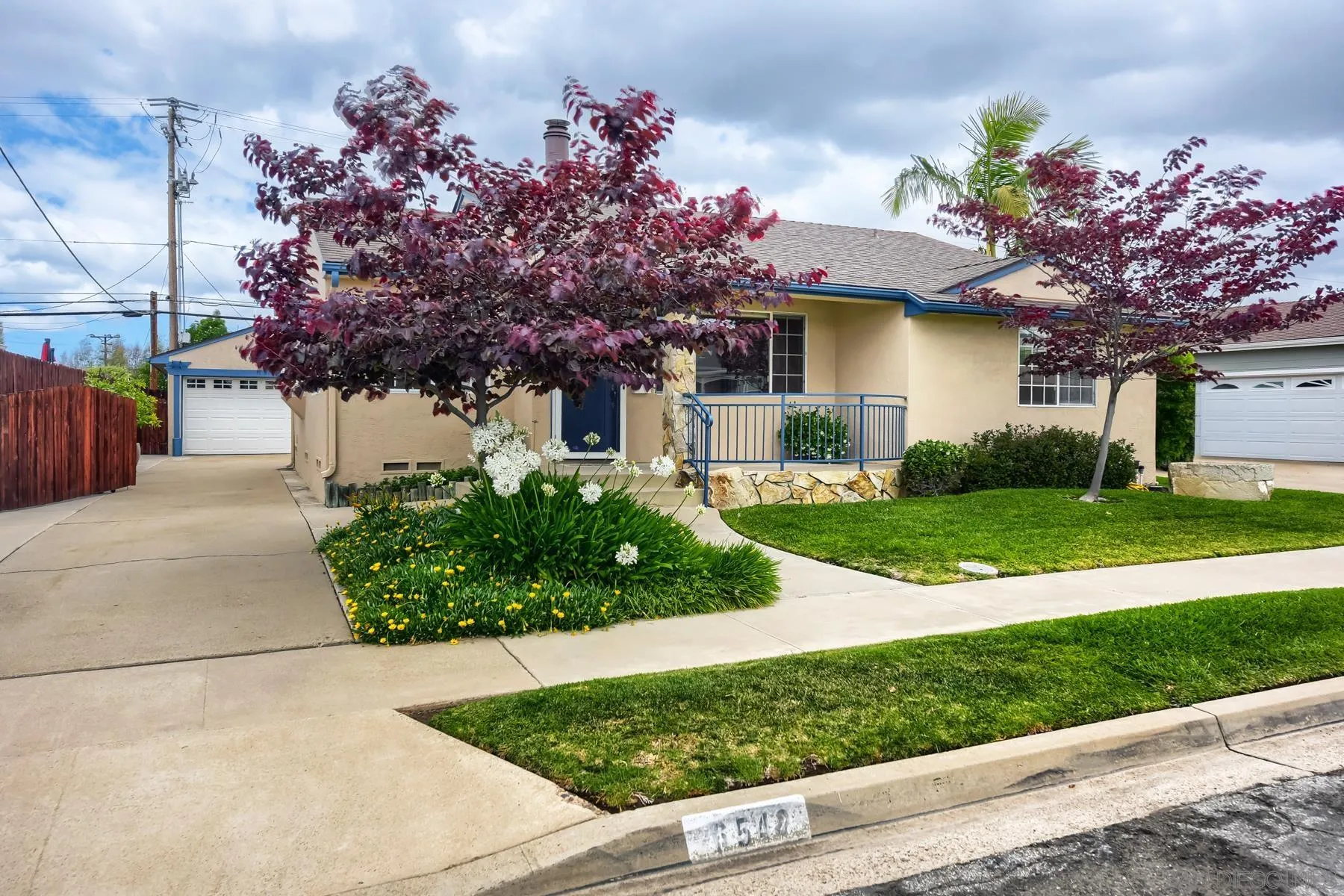 https://cdn.realtyfeed.com/cdn/127/260013001/a93ca358350f660d69514c137f9927ec.webp