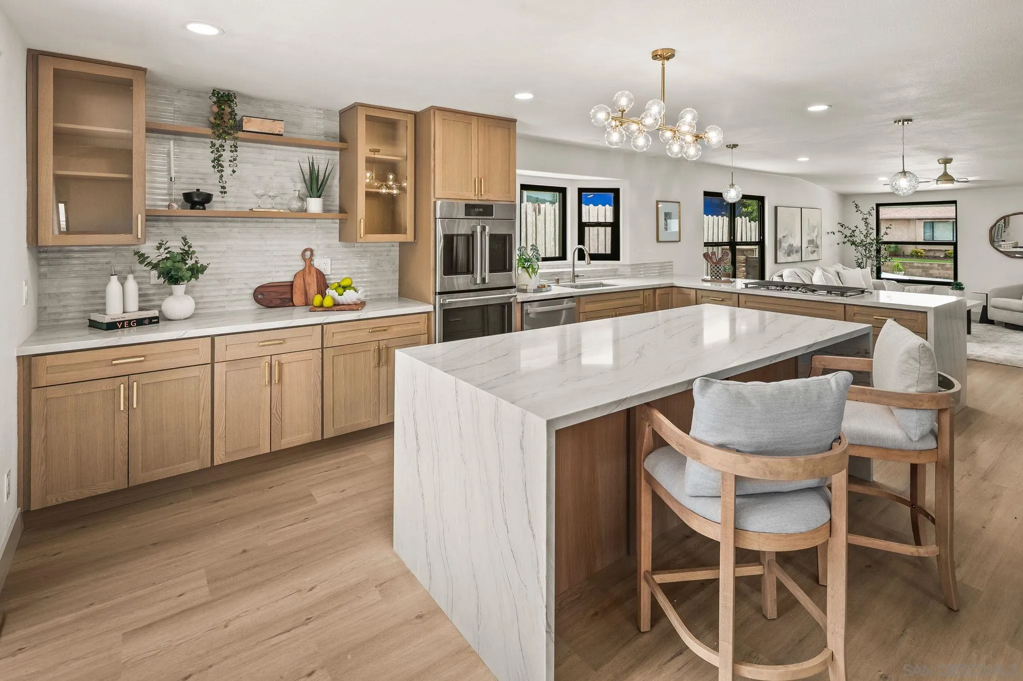 https://cdn.realtyfeed.com/cdn/127/260013002/2d46bab23bc05d740844616fd771b166.webp