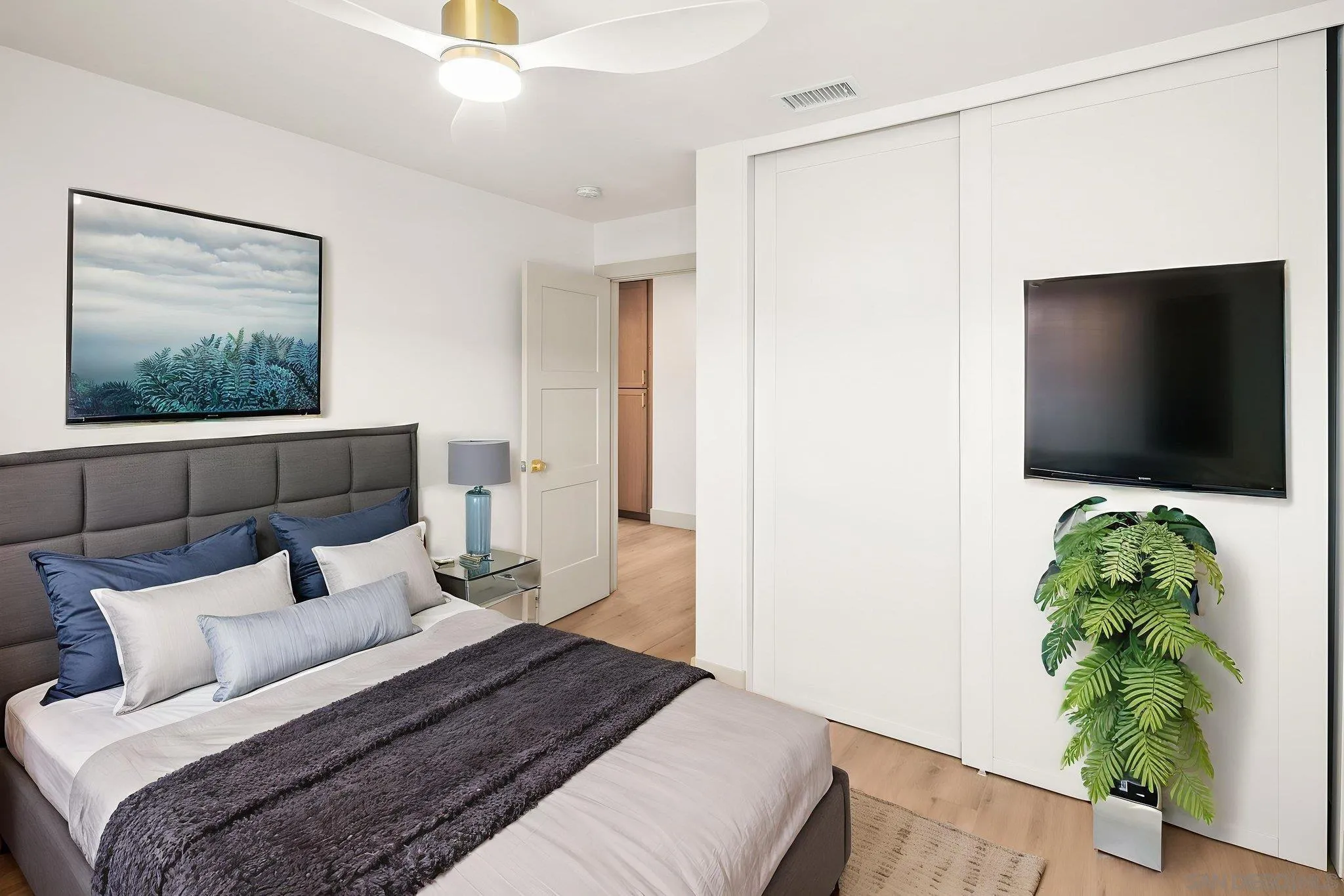 https://cdn.realtyfeed.com/cdn/127/260013002/6373b2aa8a33f2d0dc9b2b916c9eeea5.webp