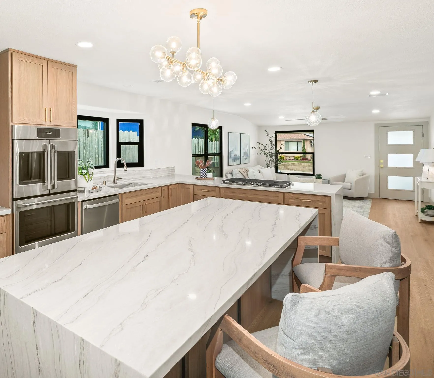 https://cdn.realtyfeed.com/cdn/127/260013002/f304b3b206ac725e60c4516a7e850c0d.webp