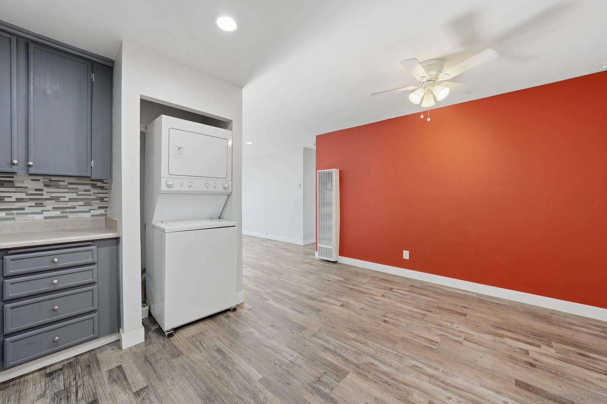 https://cdn.realtyfeed.com/cdn/127/260013003/3c6b326d3b0e95a92102723be11a52fc.webp