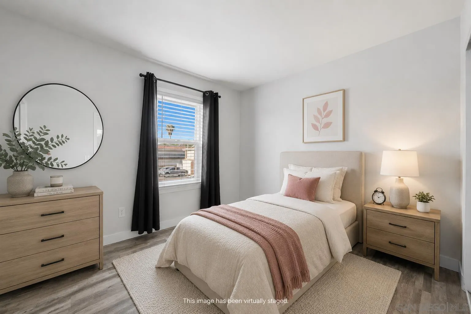 https://cdn.realtyfeed.com/cdn/127/260013003/5fcaa35fd0e9d92db8edfe915ba56ba5.webp