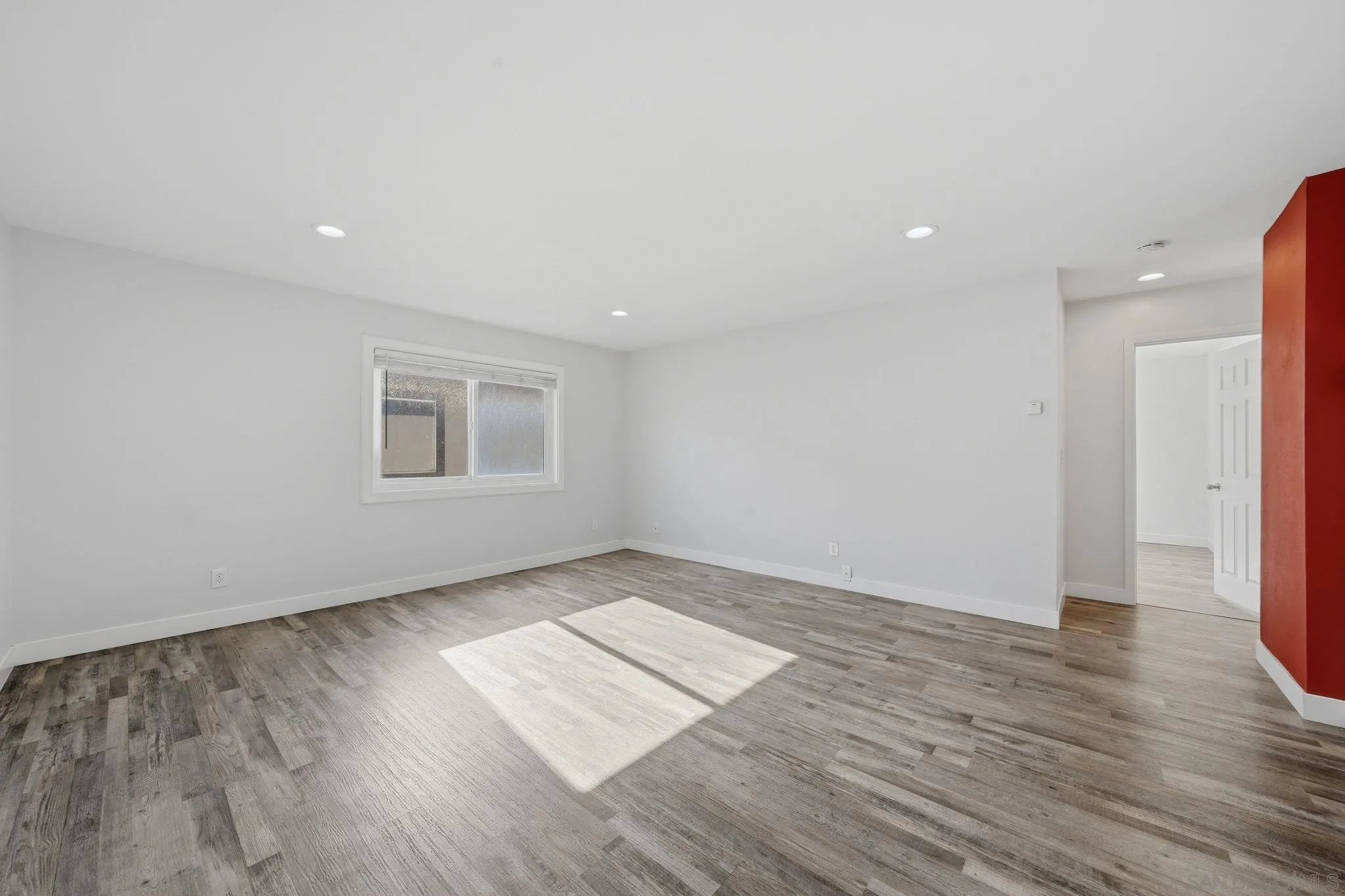https://cdn.realtyfeed.com/cdn/127/260013003/95a84e42251fc57f169e7d270f4e3085.webp