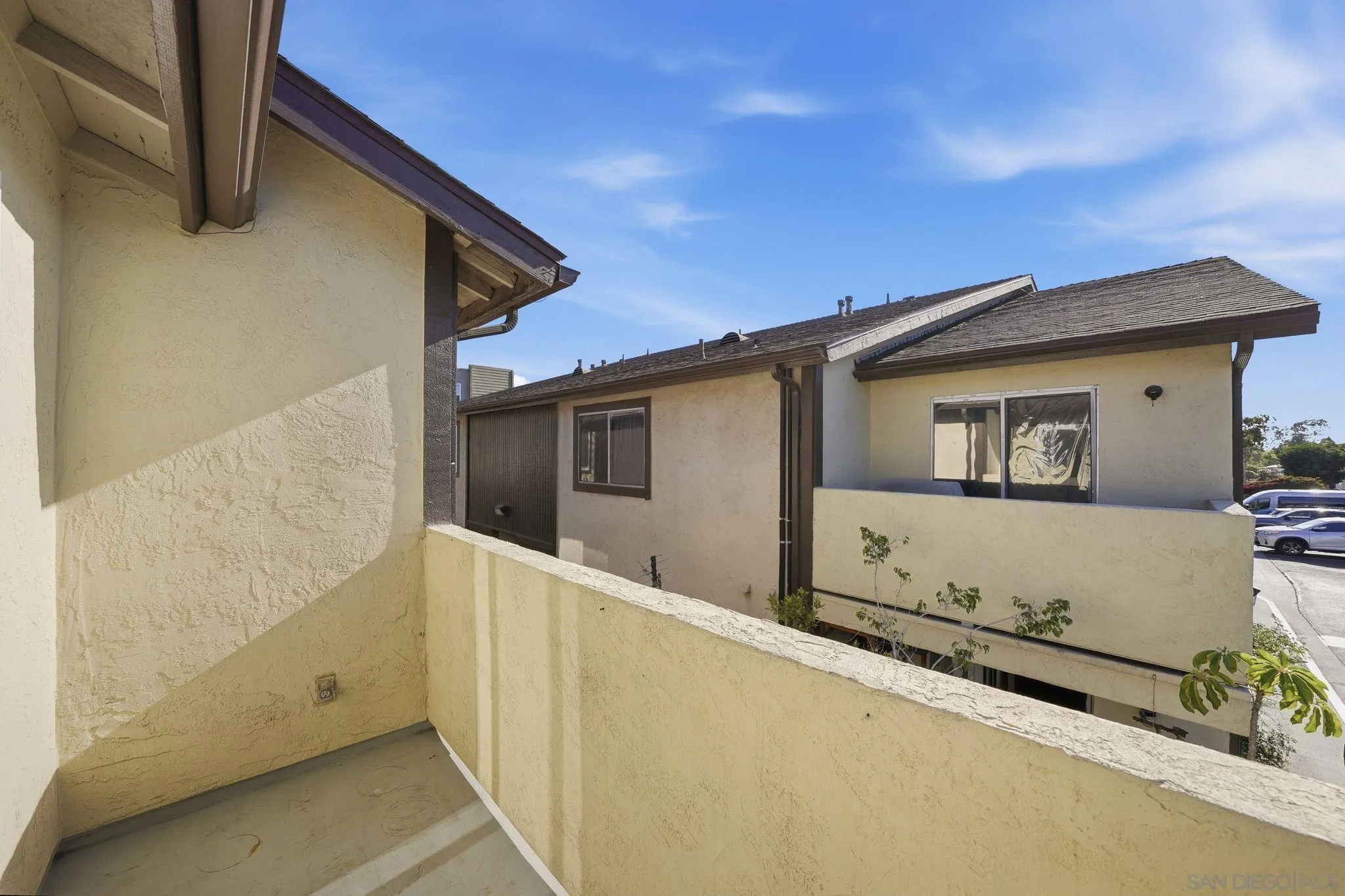 https://cdn.realtyfeed.com/cdn/127/260013003/c6acb8b8a5eca4a1bfc15929468de6e0.webp
