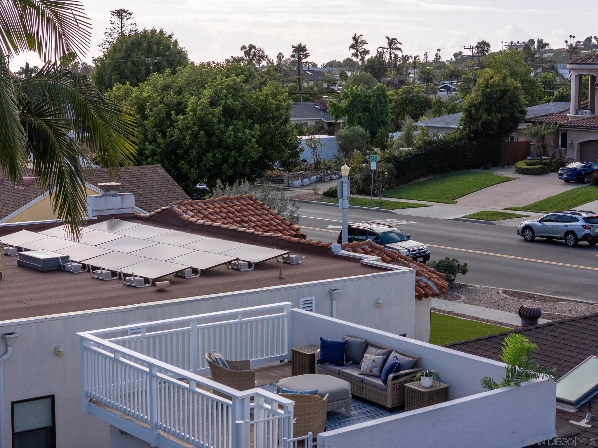 https://cdn.realtyfeed.com/cdn/127/260013010/737a4f2ca68b098ae9cdb5e9e8020276.webp