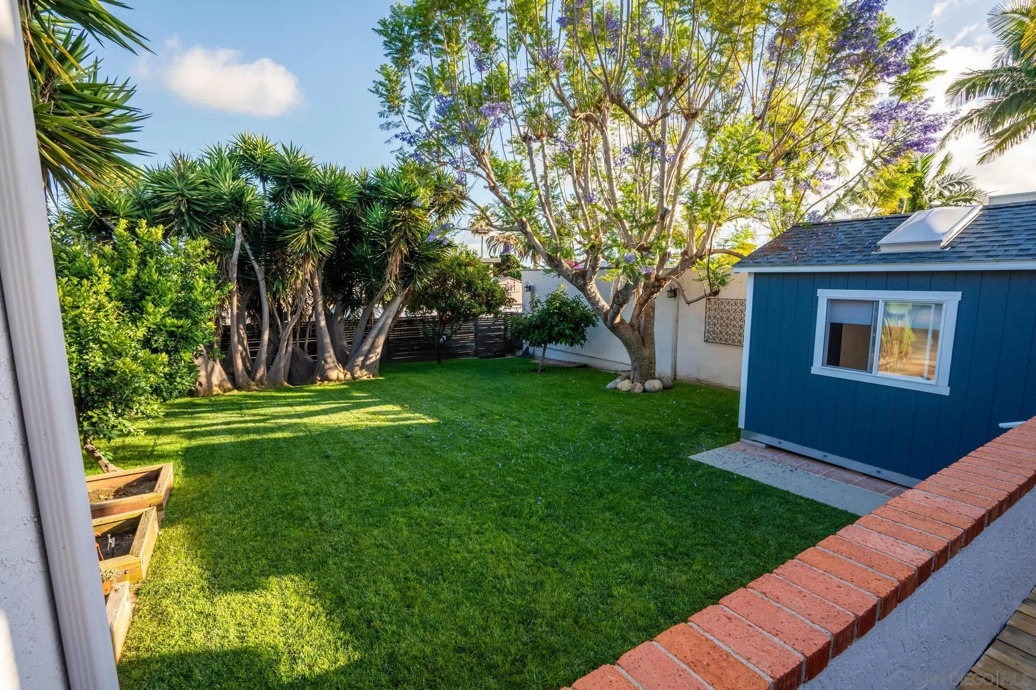 https://cdn.realtyfeed.com/cdn/127/260013010/a36cc16a9498323f684624418fe829bc.webp