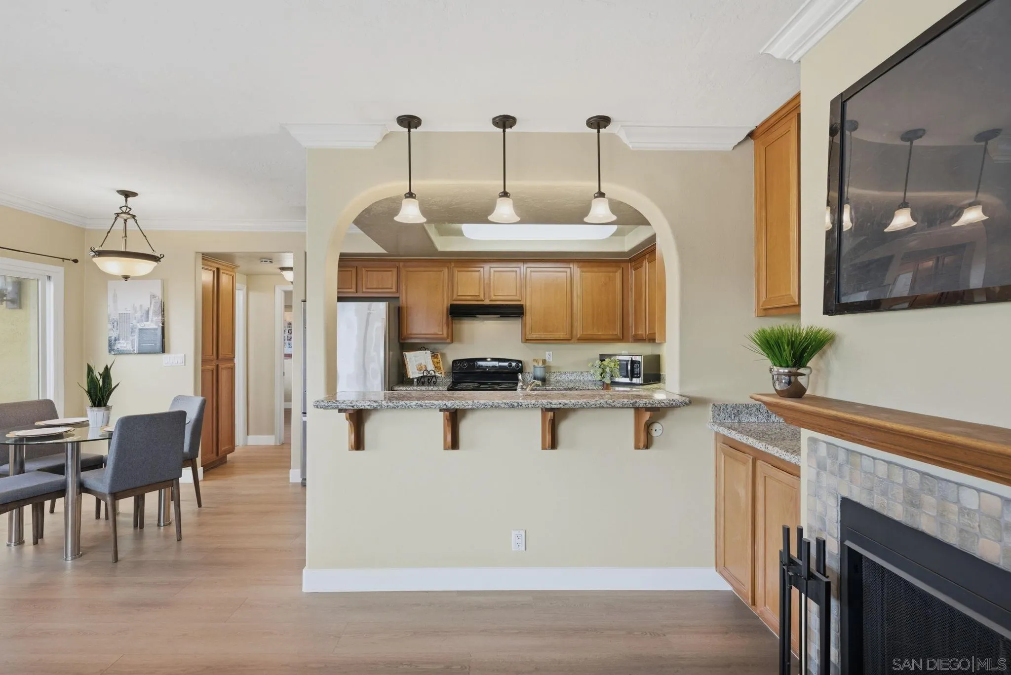 Photo #10: 260013011 Listing: Photo #10
