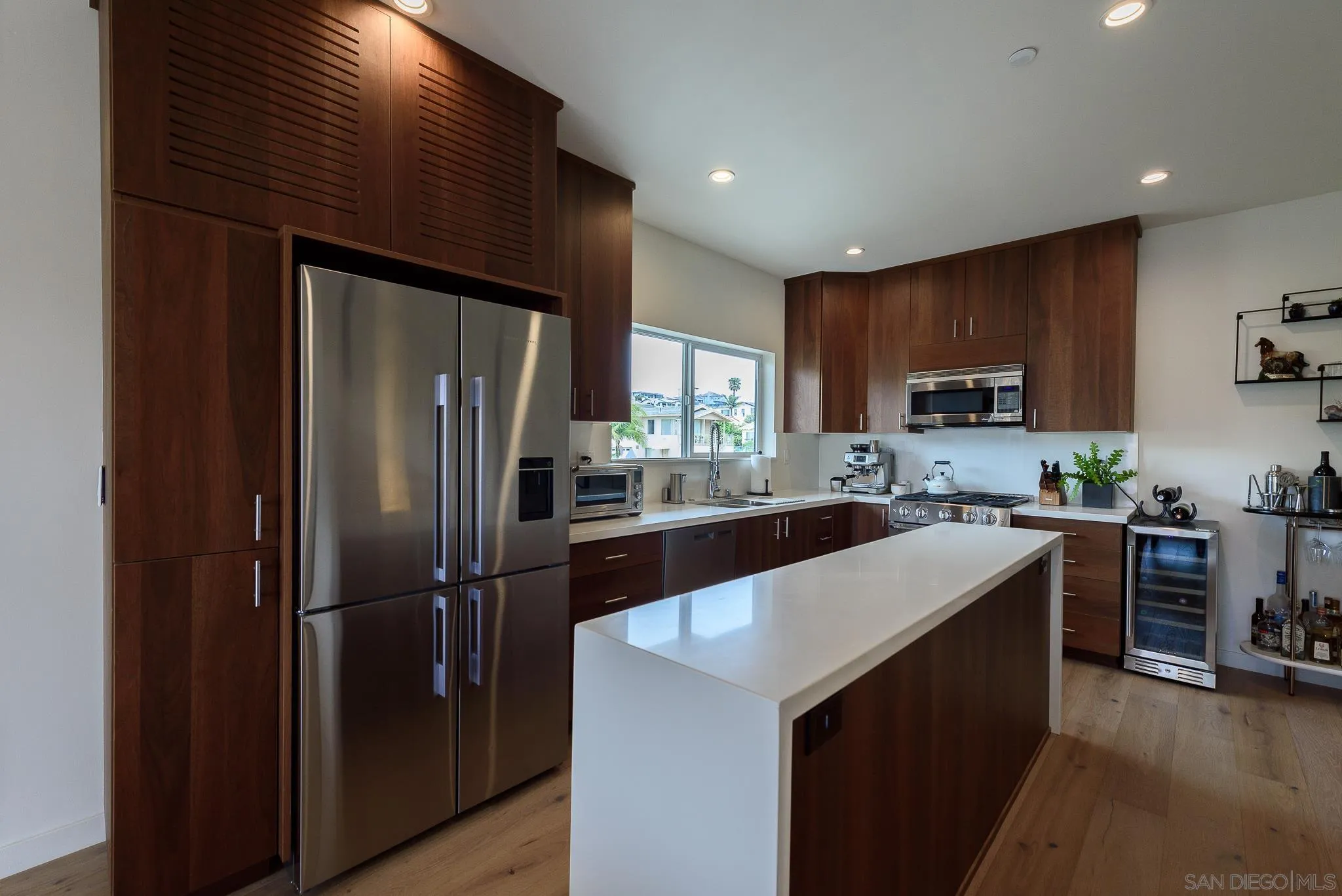 Photo #11: 260013015 Listing: Photo #11