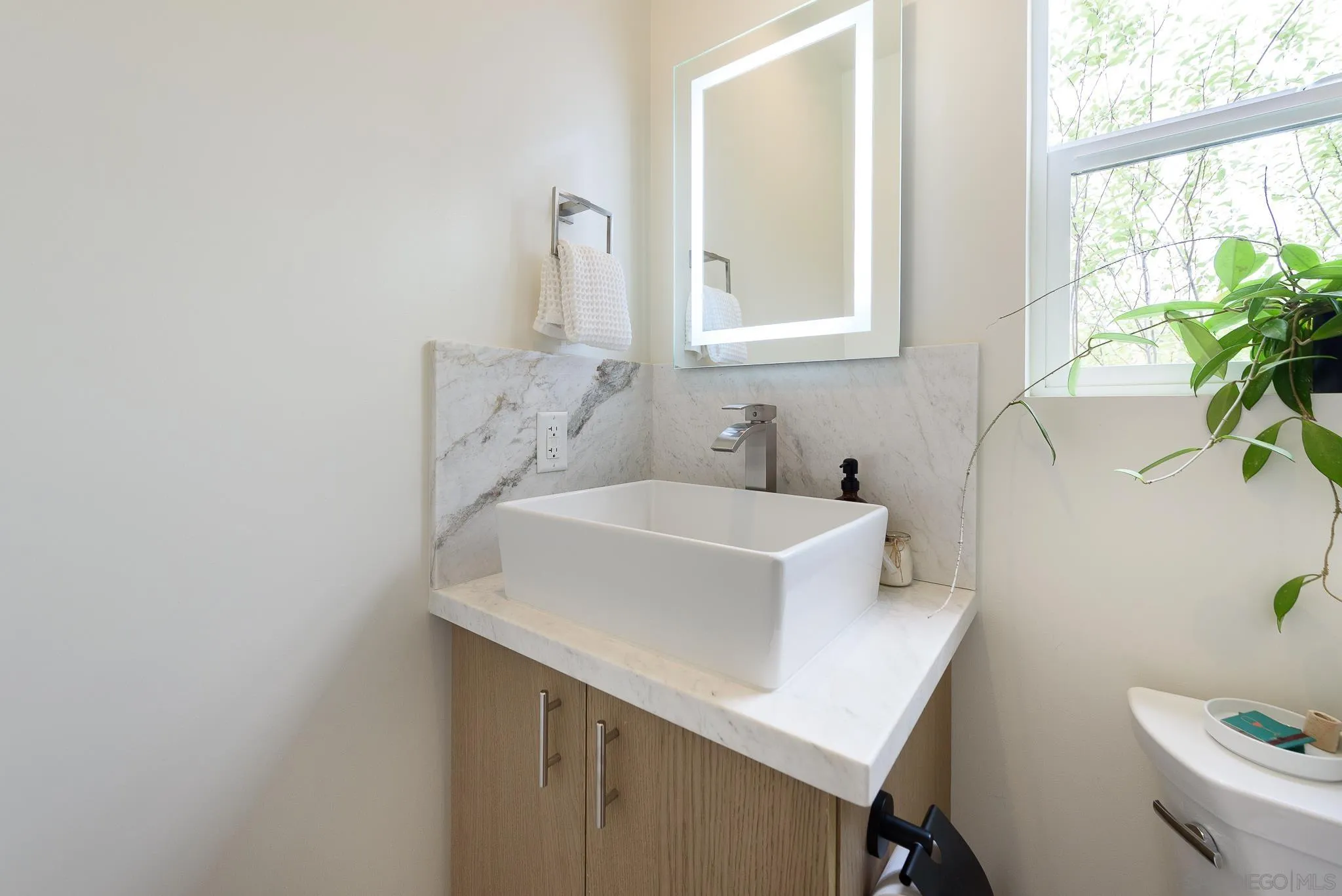 Photo #14: 260013015 Listing: Photo #14