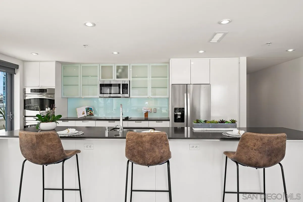 https://cdn.realtyfeed.com/cdn/127/260013020/229bbdbb45d0c7ea6abd7e9e595a3ad1.webp