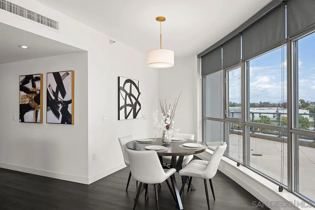 https://cdn.realtyfeed.com/cdn/127/260013020/65b49dfa44285a22803004ff2e7e3bc5.webp