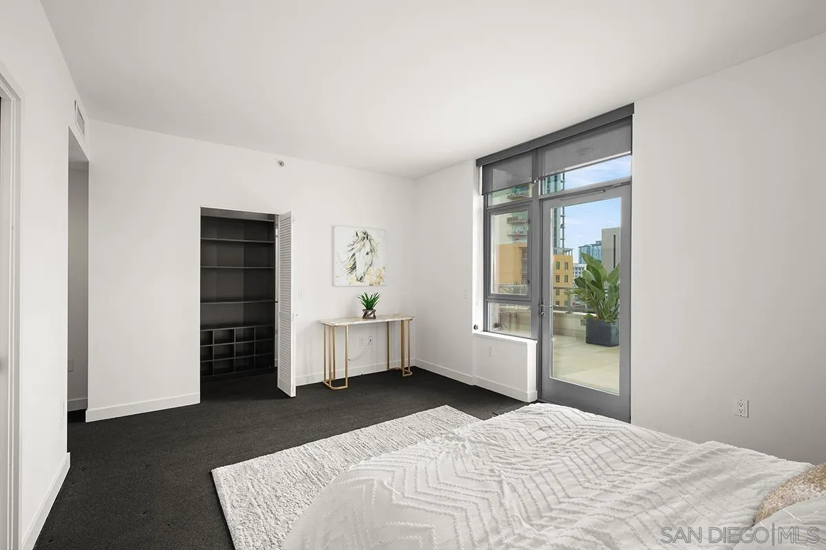 https://cdn.realtyfeed.com/cdn/127/260013020/72e28623da93cc2cc12f0b78c9d660f8.webp