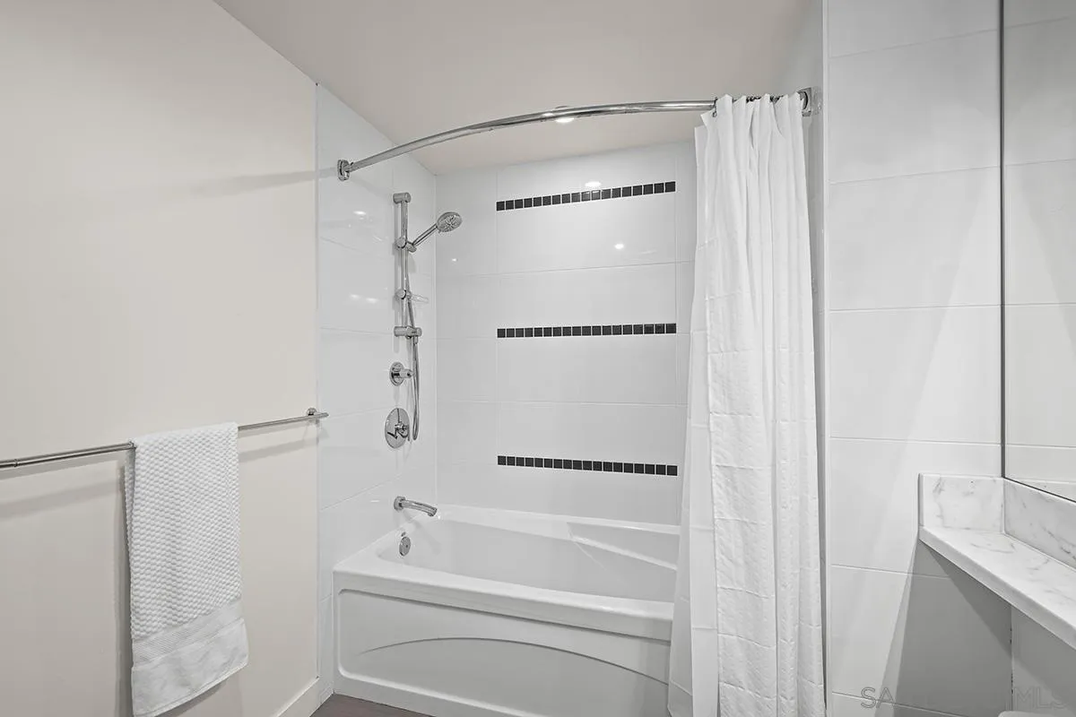 https://cdn.realtyfeed.com/cdn/127/260013020/de03fee8579958f9d05fcc6bc2803ced.webp