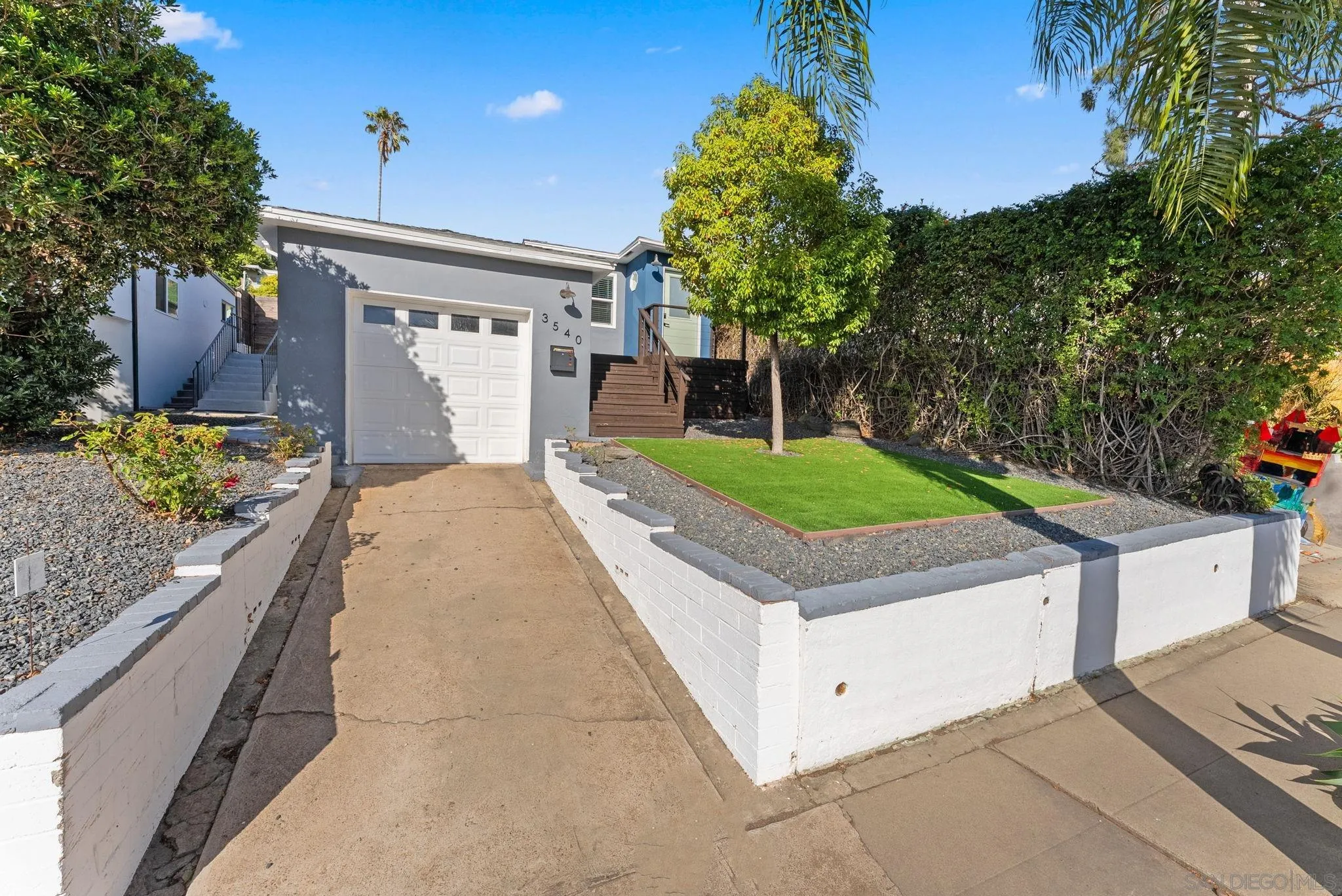 https://cdn.realtyfeed.com/cdn/127/260013032/606491c4ff7be7f4f0b0ddc5f3efe4bd.webp