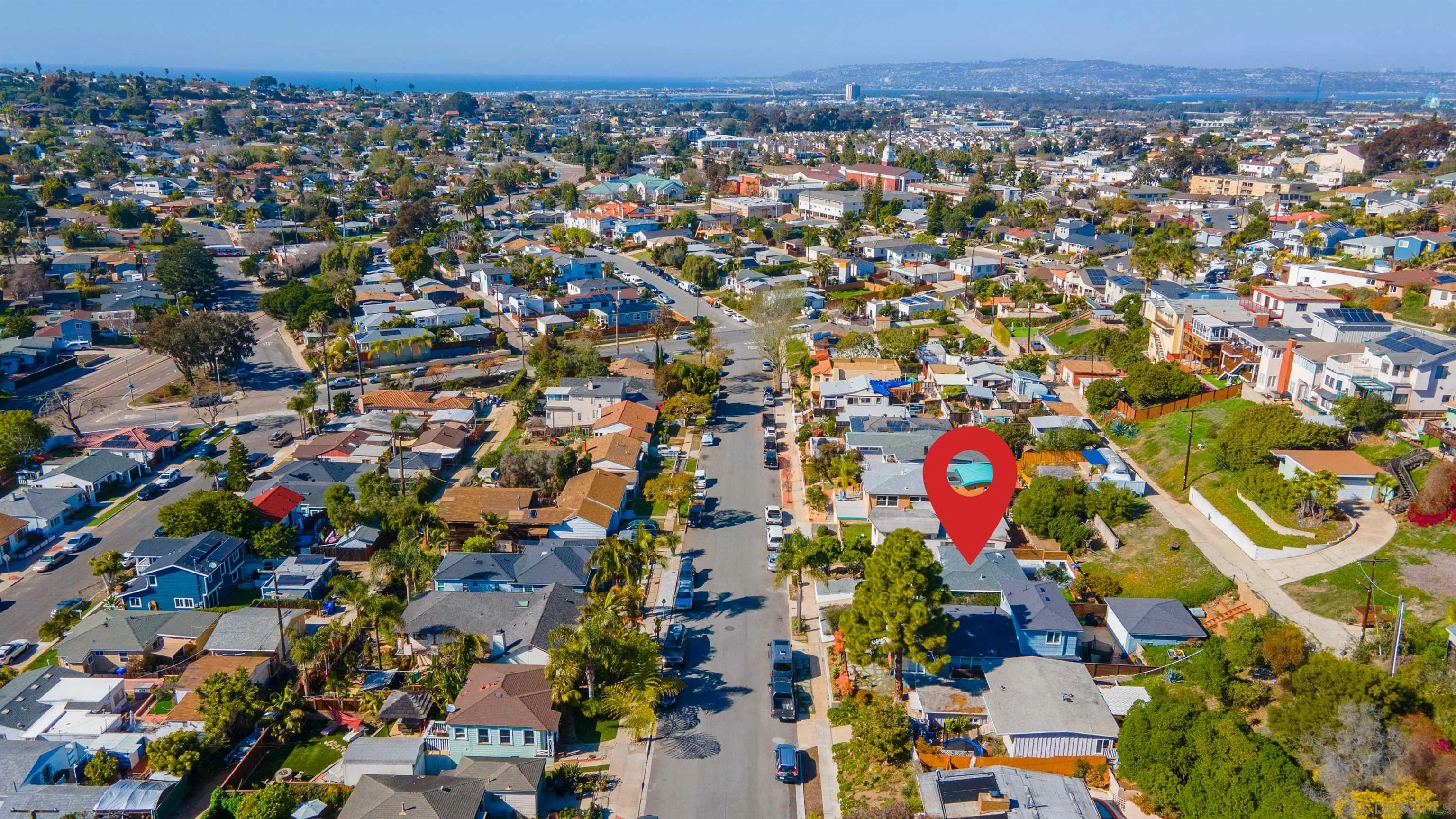 https://cdn.realtyfeed.com/cdn/127/260013032/6f035188669f08084397e413c83a61bb.webp