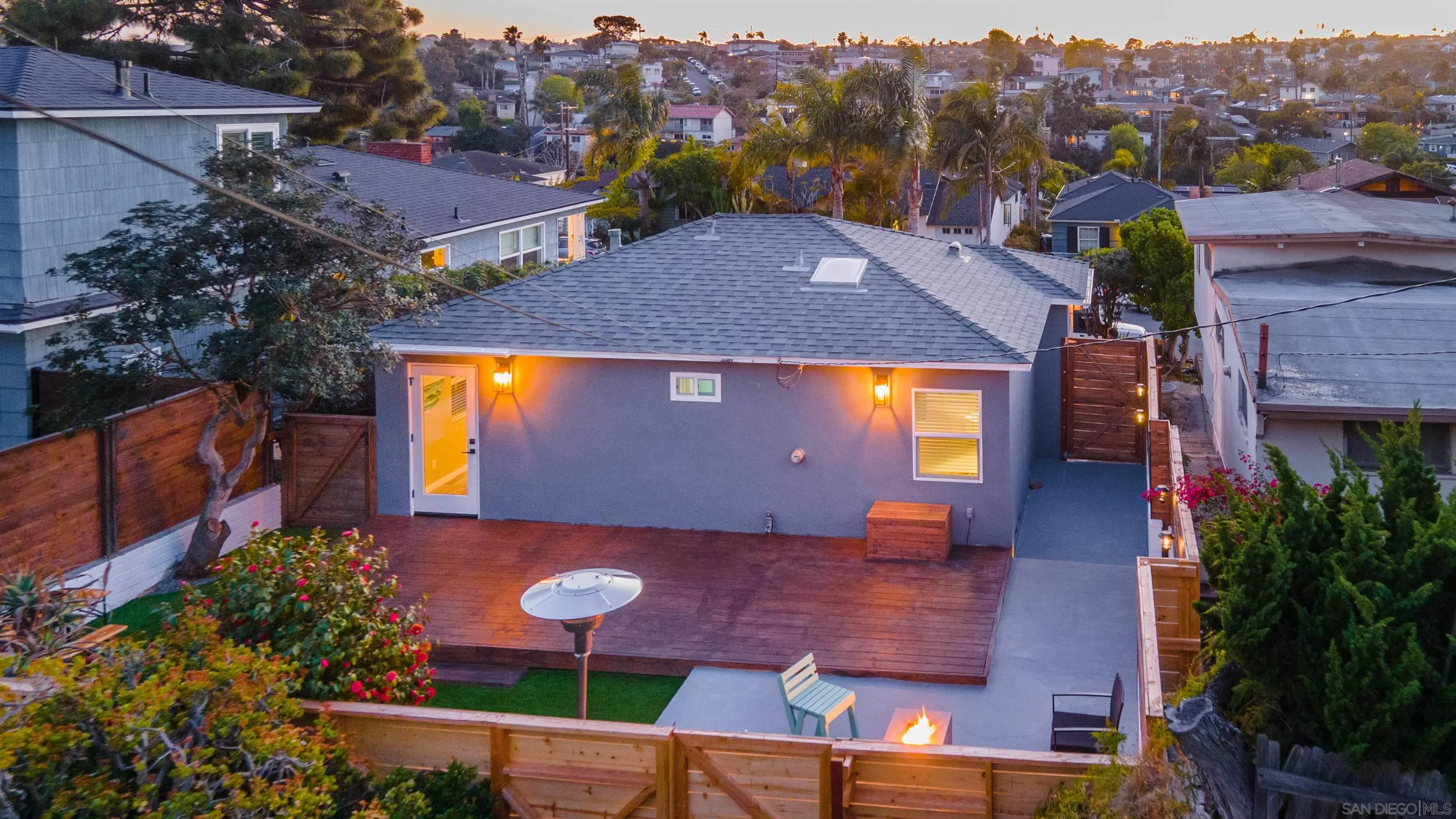 https://cdn.realtyfeed.com/cdn/127/260013032/e0f009a9f799774156864b84f1b00e67.webp
