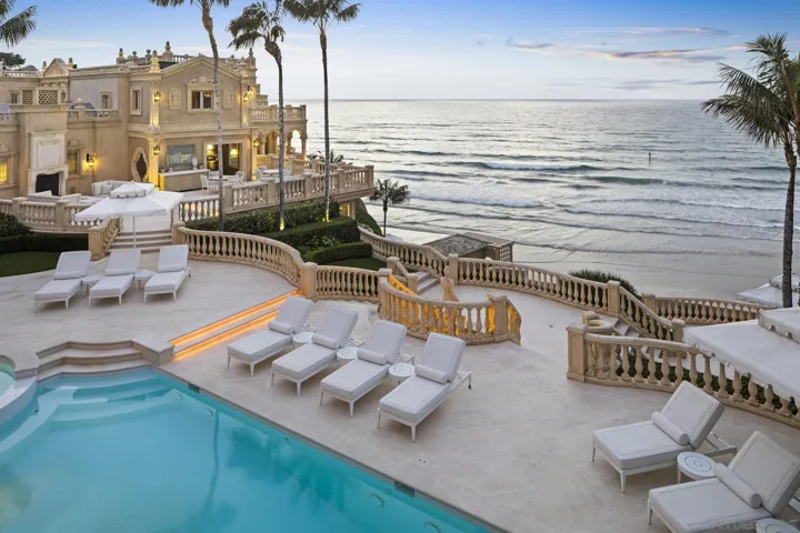 1900 SPINDRIFT DR, LA JOLLA, CA 92037  Photo 3