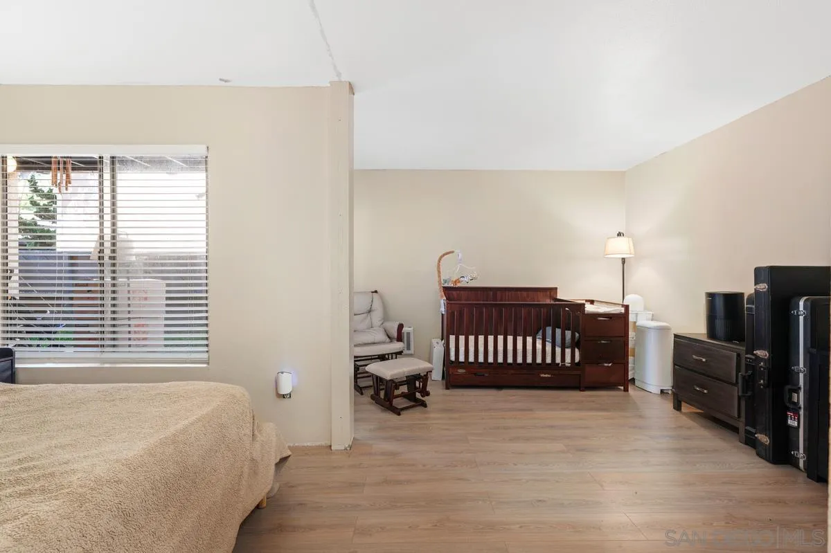 Photo #1: 260013035 Listing: Photo #1