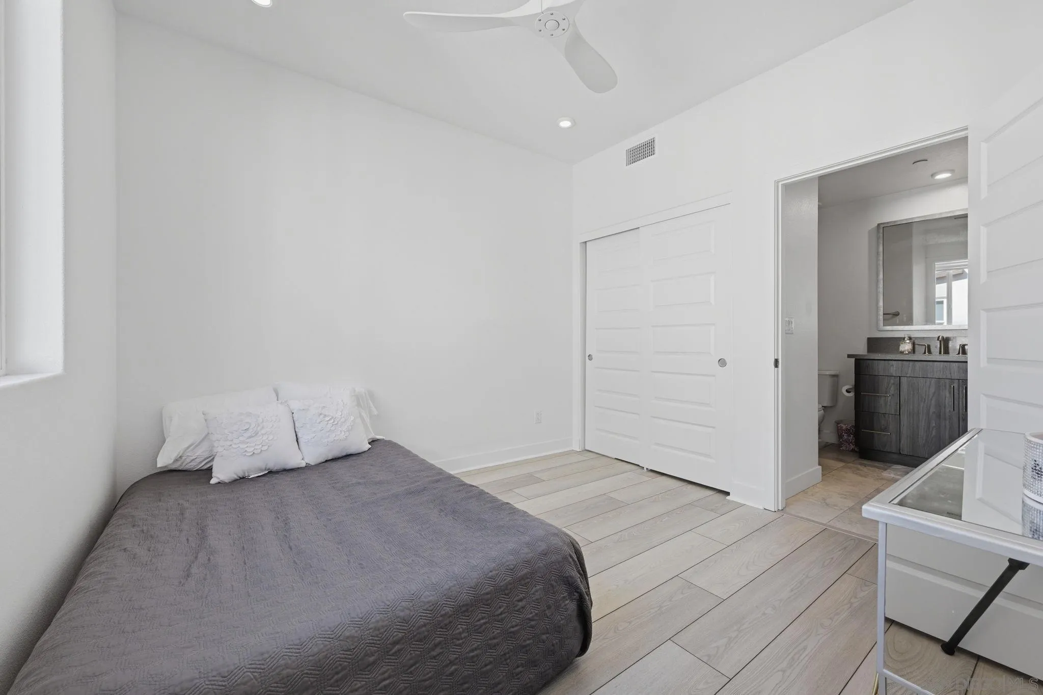 https://cdn.realtyfeed.com/cdn/127/260013044/1184723345c6d6de4853d68e68a0a2f7.webp