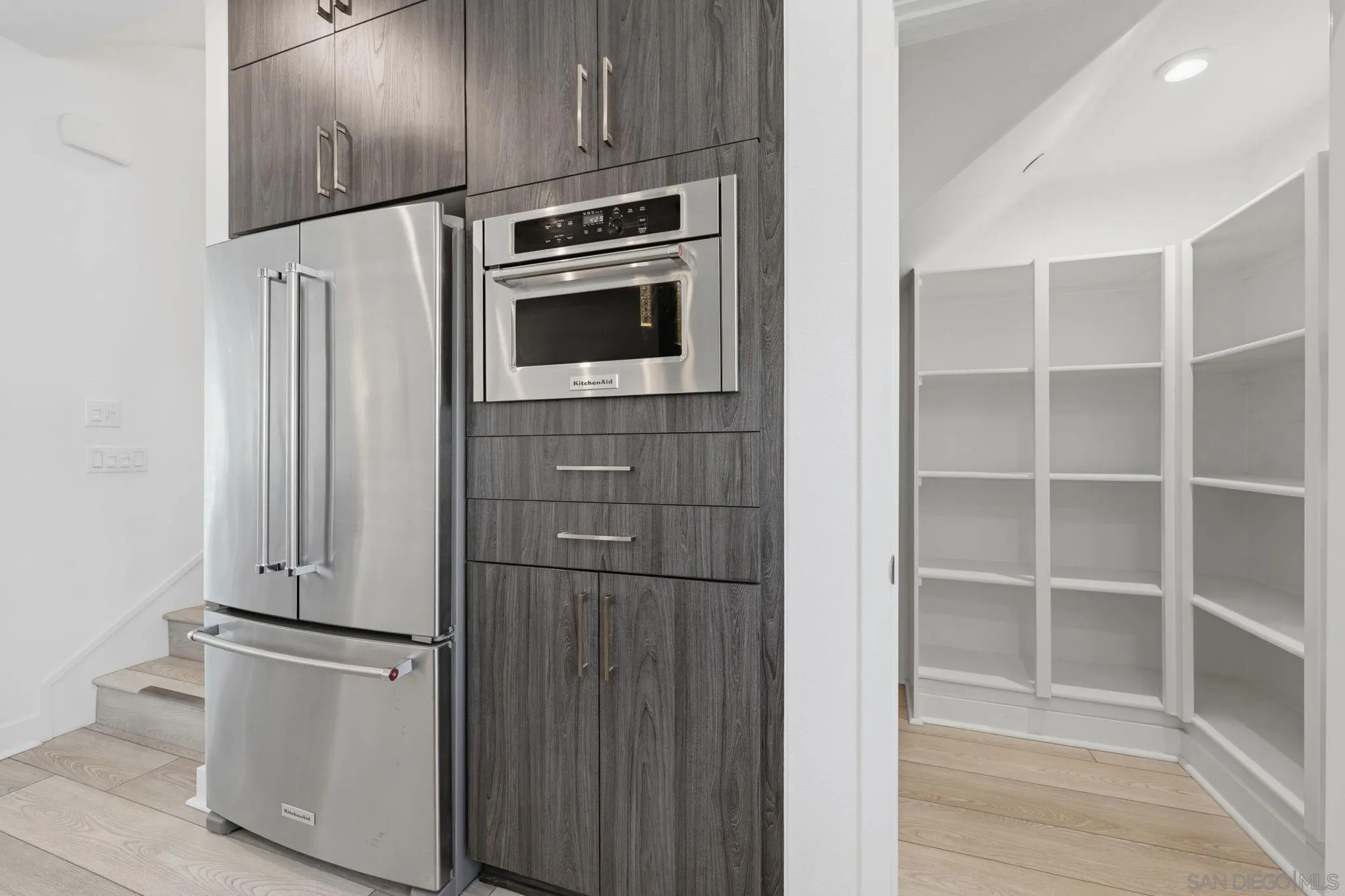 https://cdn.realtyfeed.com/cdn/127/260013044/3a53355863301756d3a12cce512ecf9f.webp