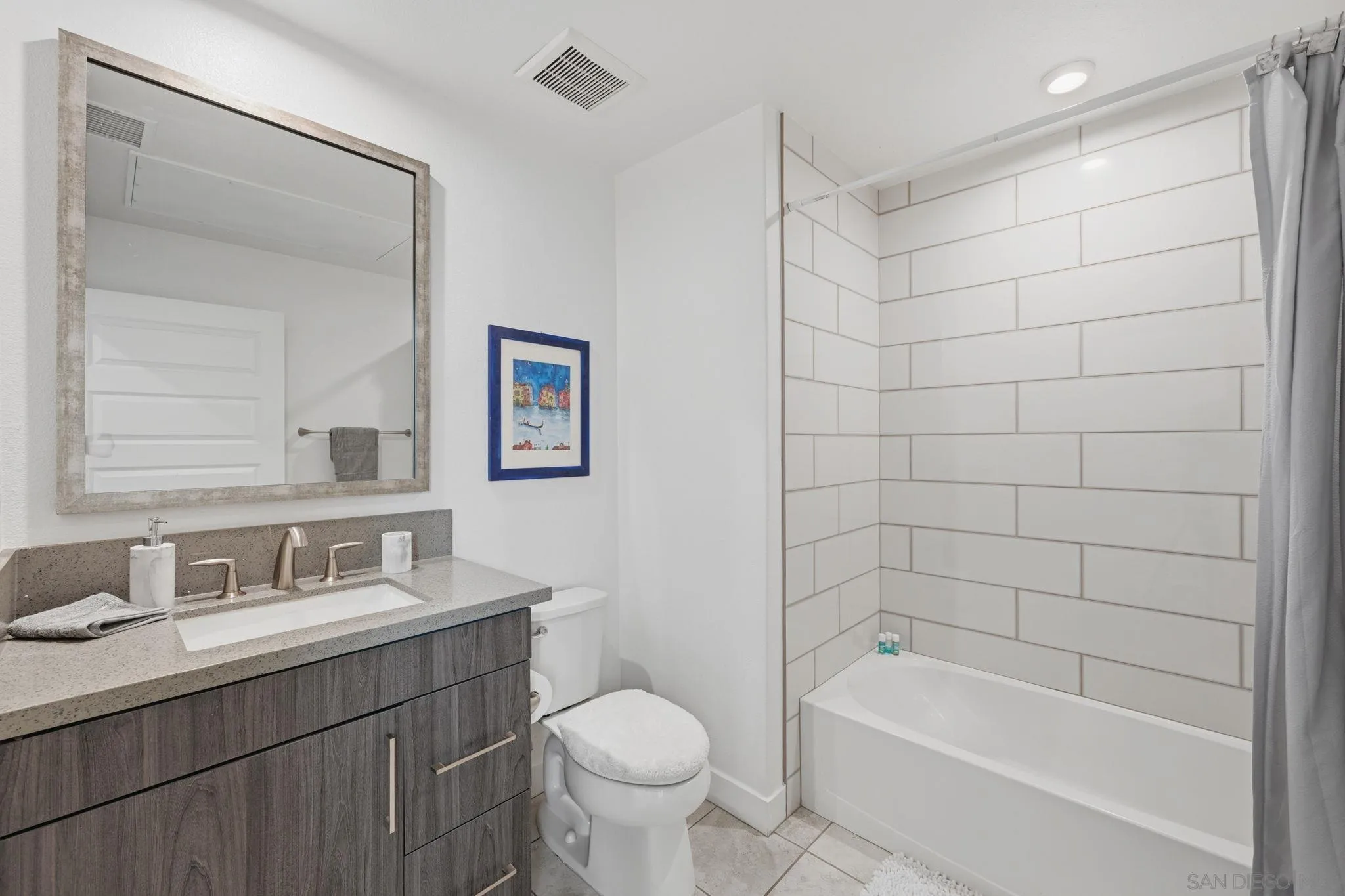 https://cdn.realtyfeed.com/cdn/127/260013044/4cd87809b11e6bf34dd514a5ed5d9d4e.webp