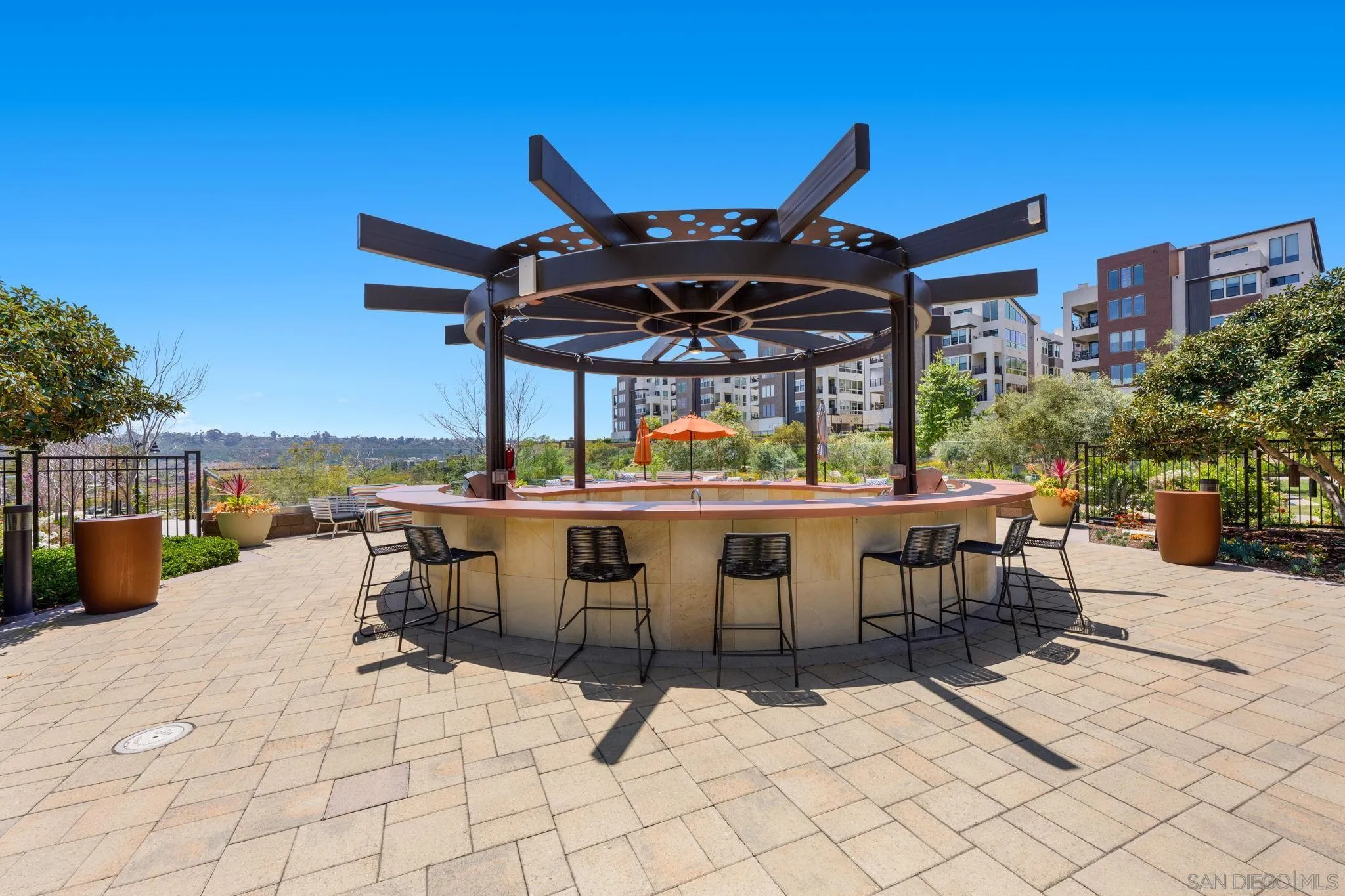 https://cdn.realtyfeed.com/cdn/127/260013044/4da65f9721c80c062b51581f5bcdb5dd.webp