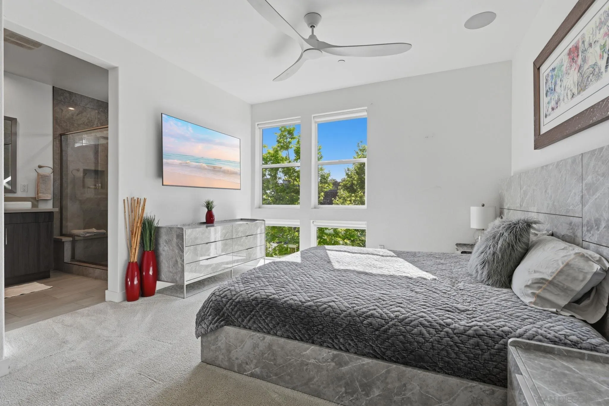 https://cdn.realtyfeed.com/cdn/127/260013044/990dfaf2dd3463e6f1d0344541e38082.webp