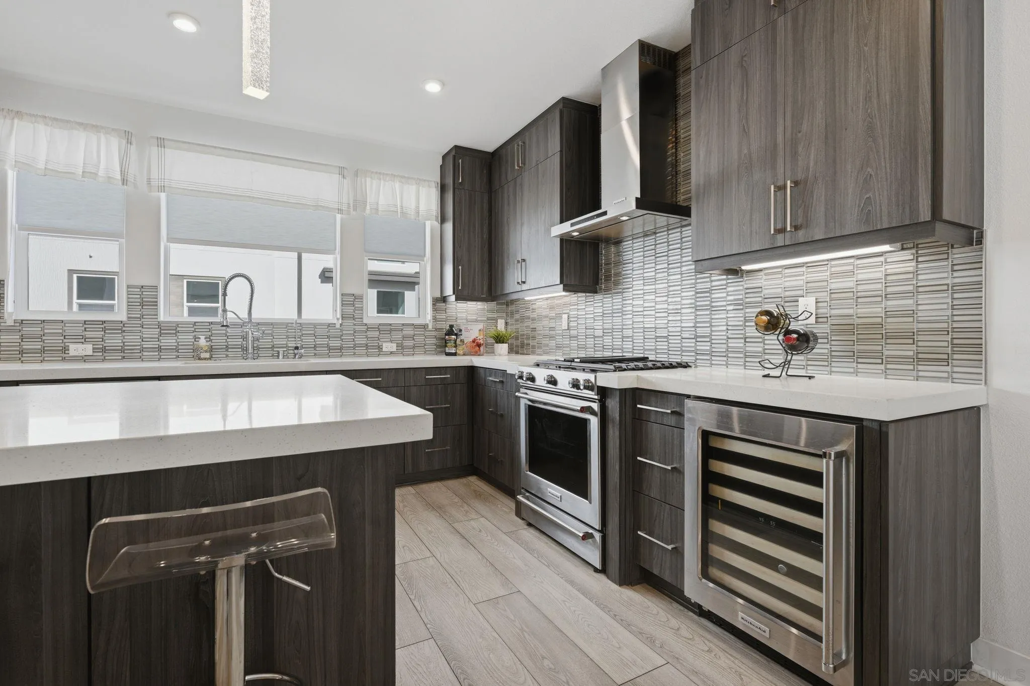 https://cdn.realtyfeed.com/cdn/127/260013044/f9c8228d58736a8e354b90bb34e38463.webp
