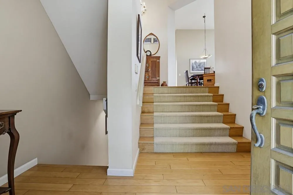 Photo #3: 260013045 Listing: Photo #3