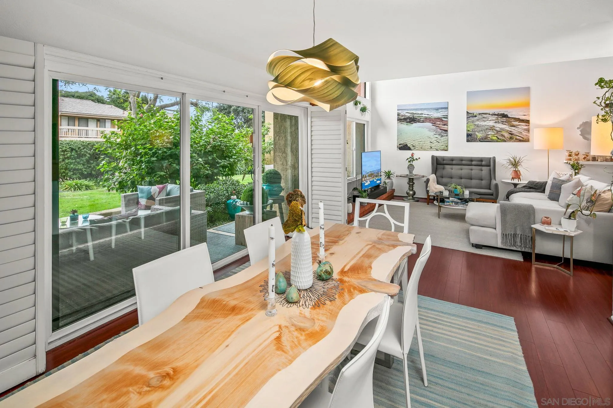 https://cdn.realtyfeed.com/cdn/127/260013046/ce1b6faf4dfe37641d4d27326410f2fc.webp
