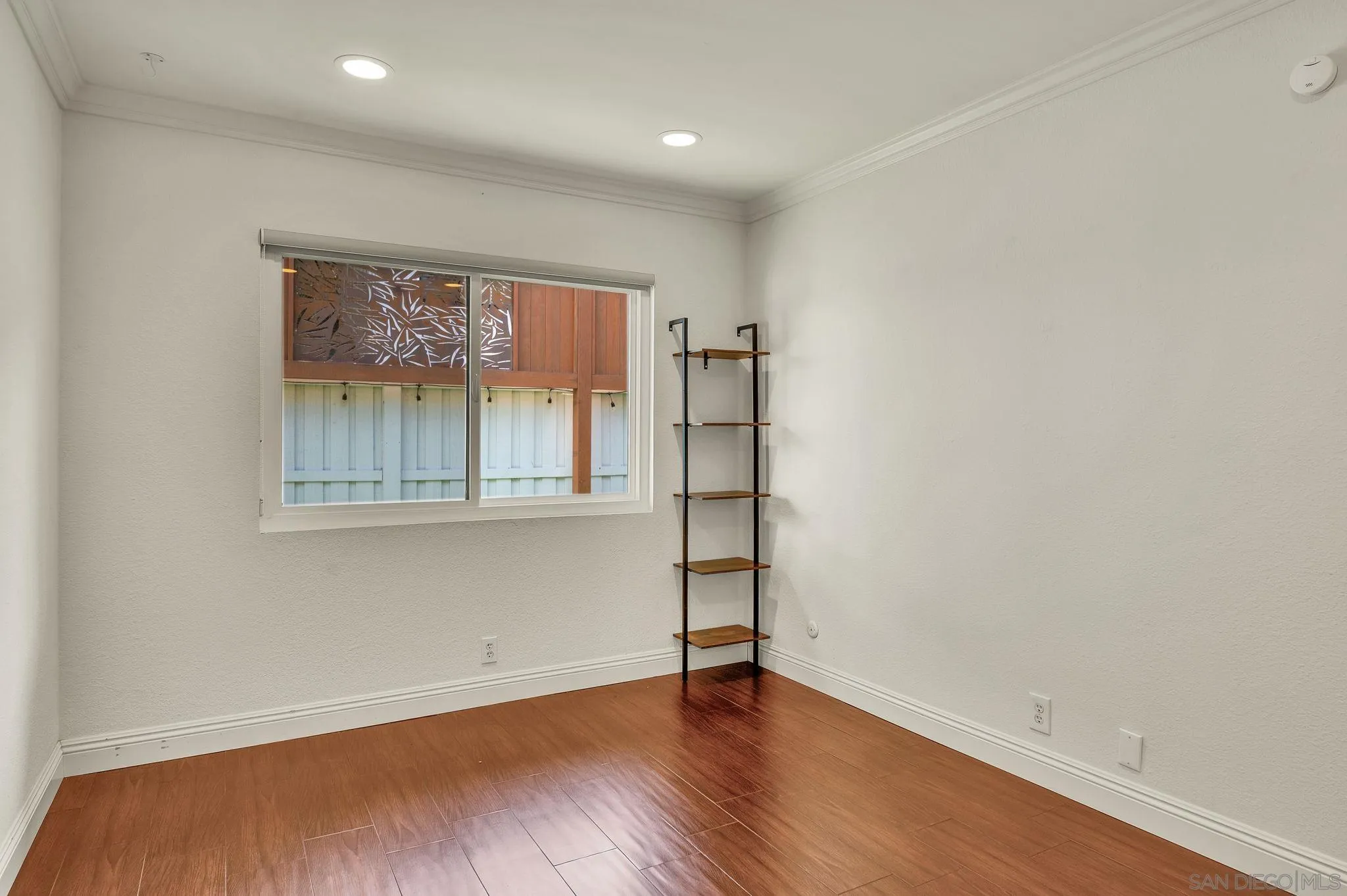 https://cdn.realtyfeed.com/cdn/127/260013051/073d8e394616a3066fb7395f5aa76c88.webp