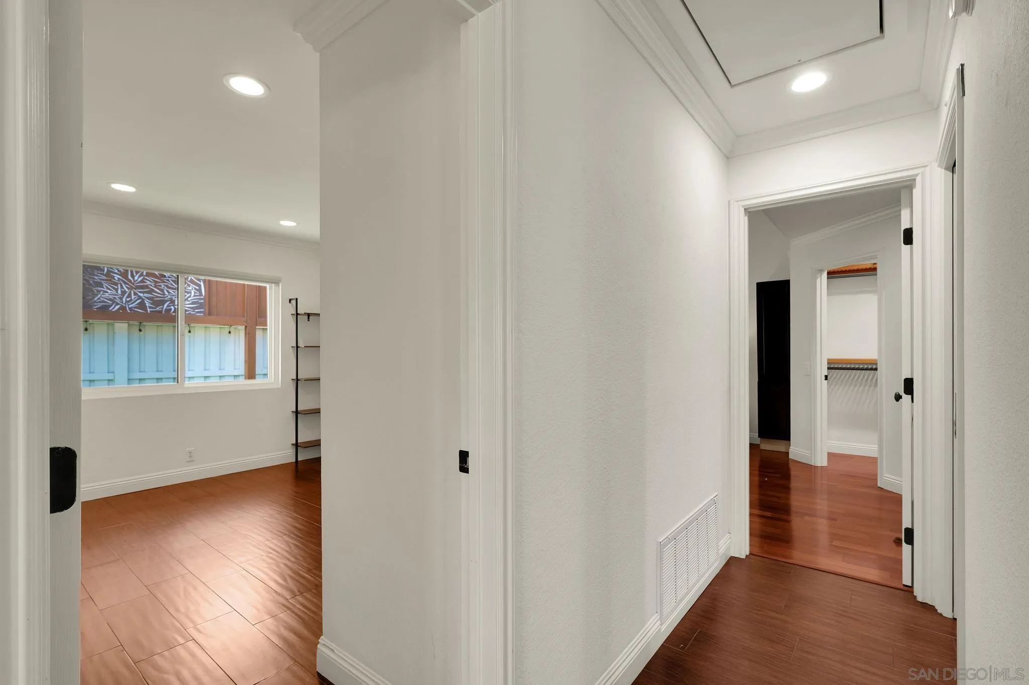 Photo #10: 260013051 Listing: Photo #10